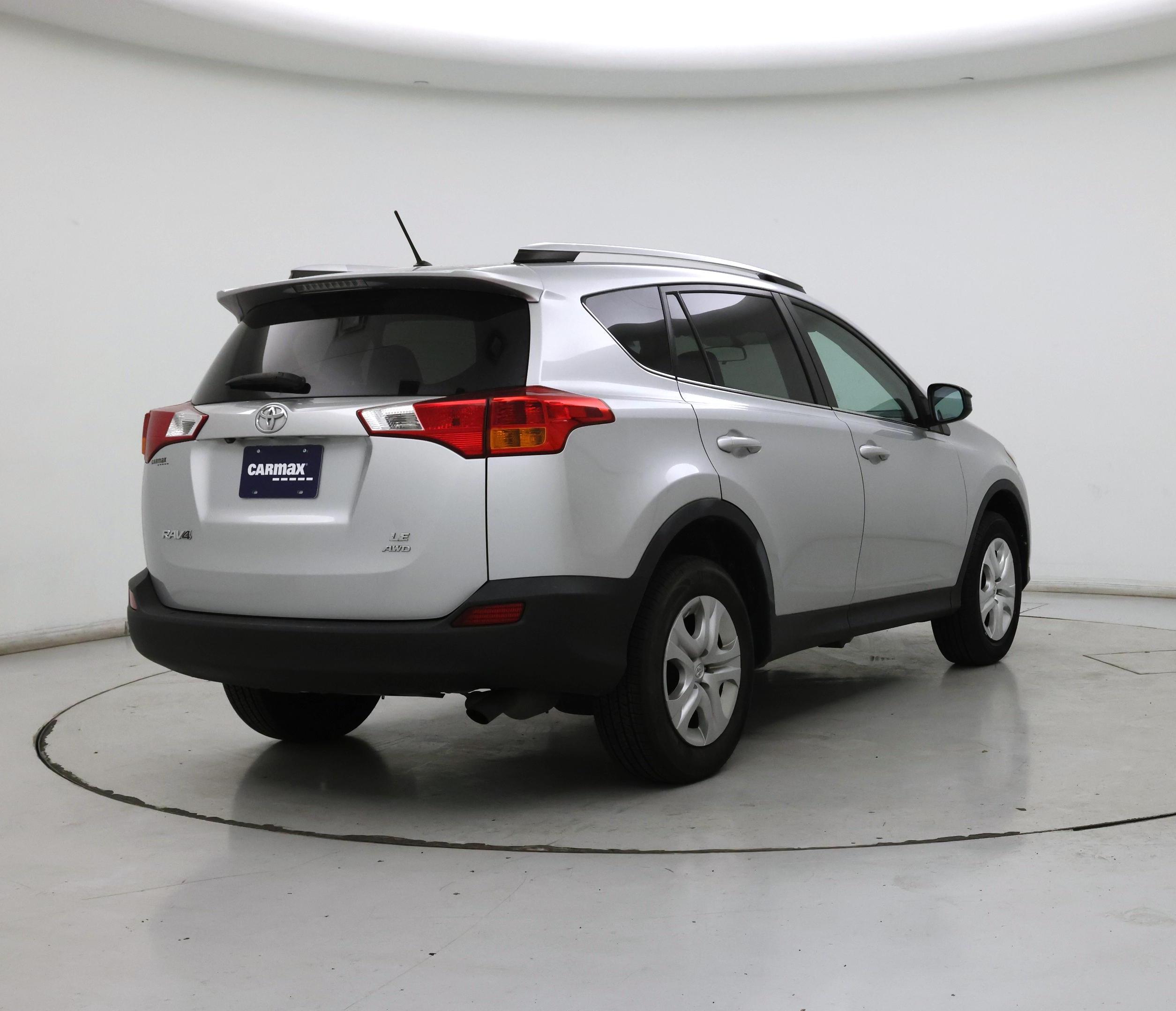 Thumbnail: 2014 Toyota RAV4 - 8