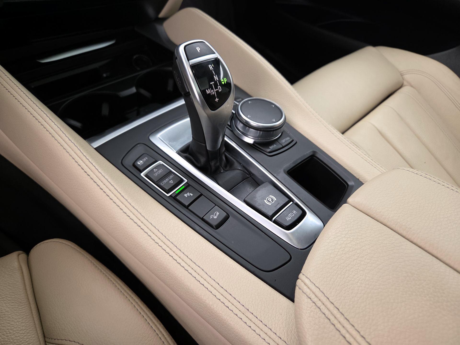 Thumbnail: 2018 BMW X6 - 18