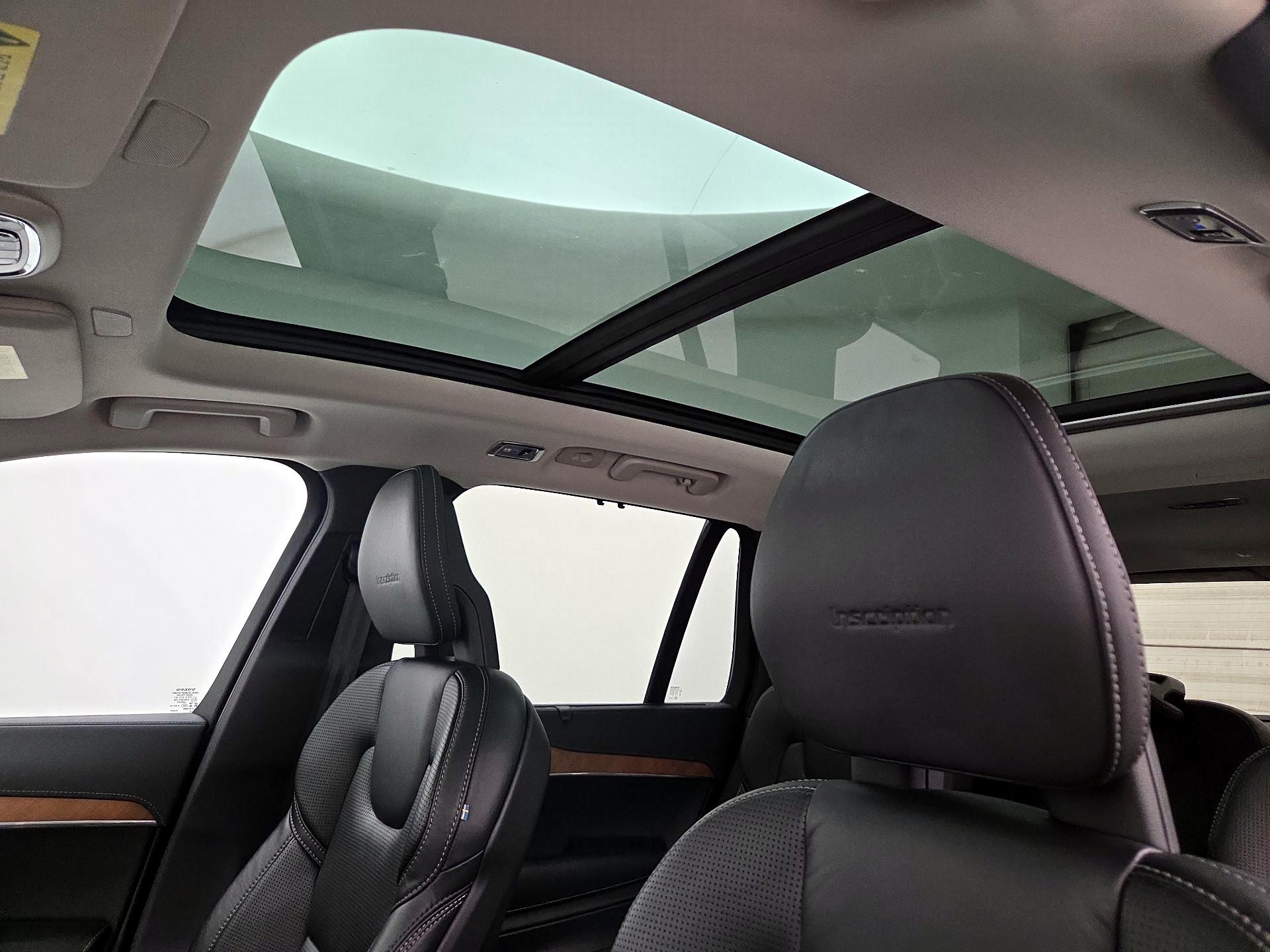 Thumbnail: 2020 Volvo XC90 - 20