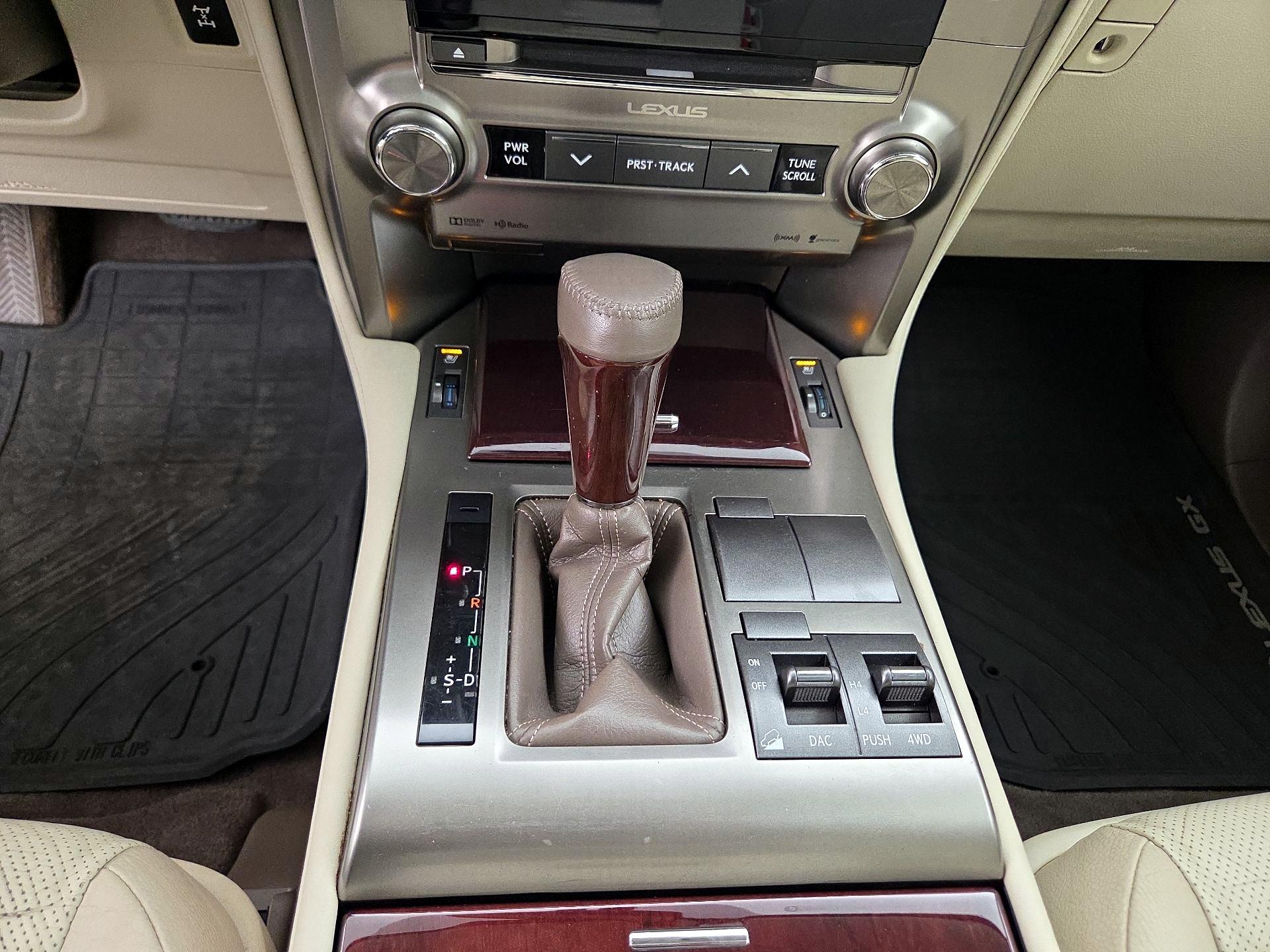 Thumbnail: 2015 Lexus GX - 18