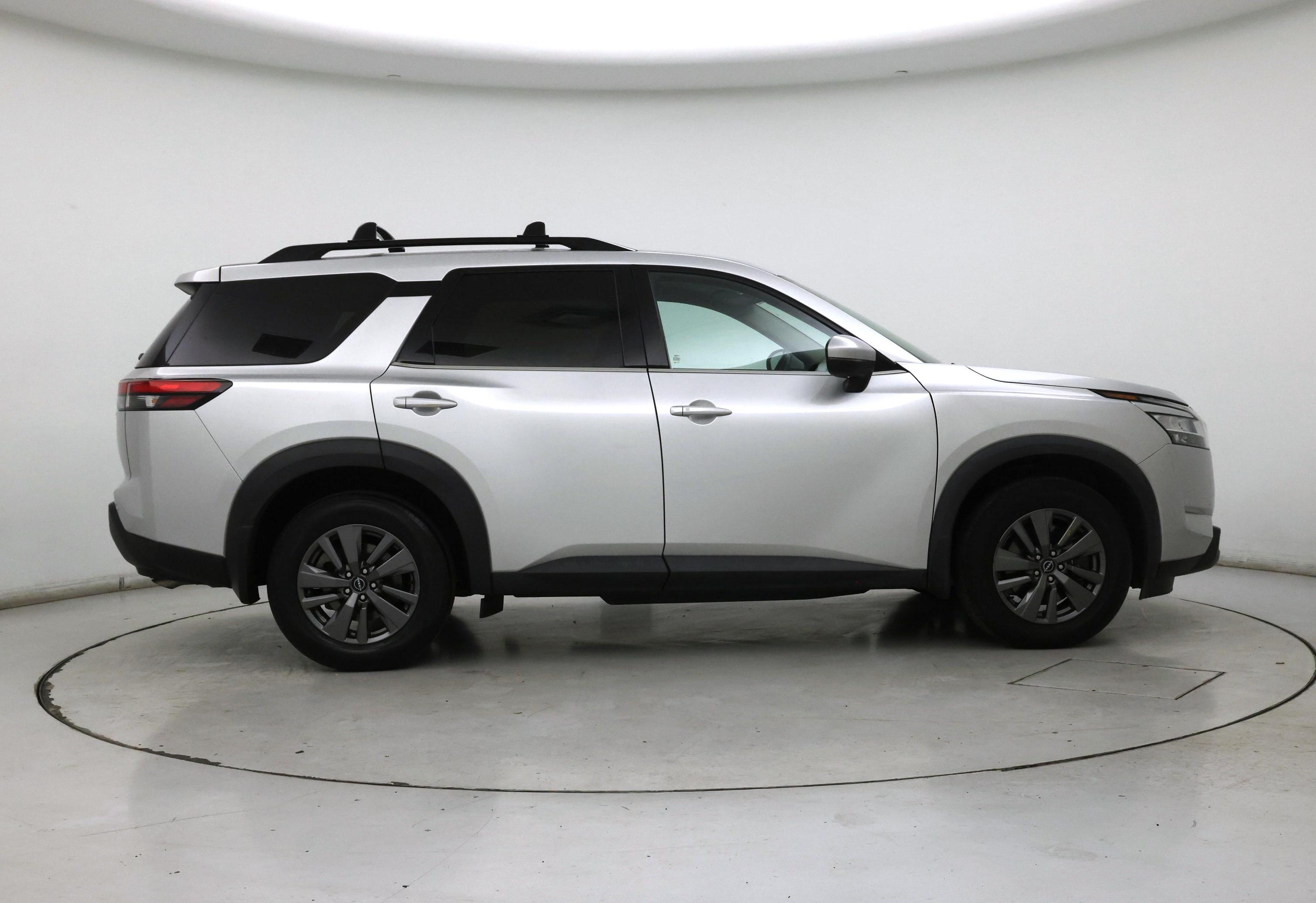 Thumbnail: 2022 Nissan Pathfinder - 7