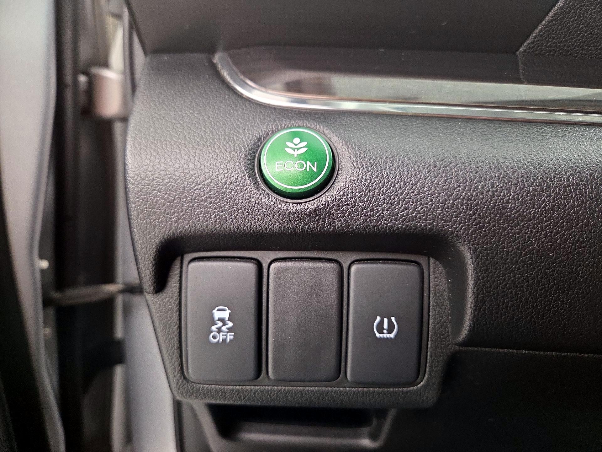 Thumbnail: 2015 Honda CR-V - 13