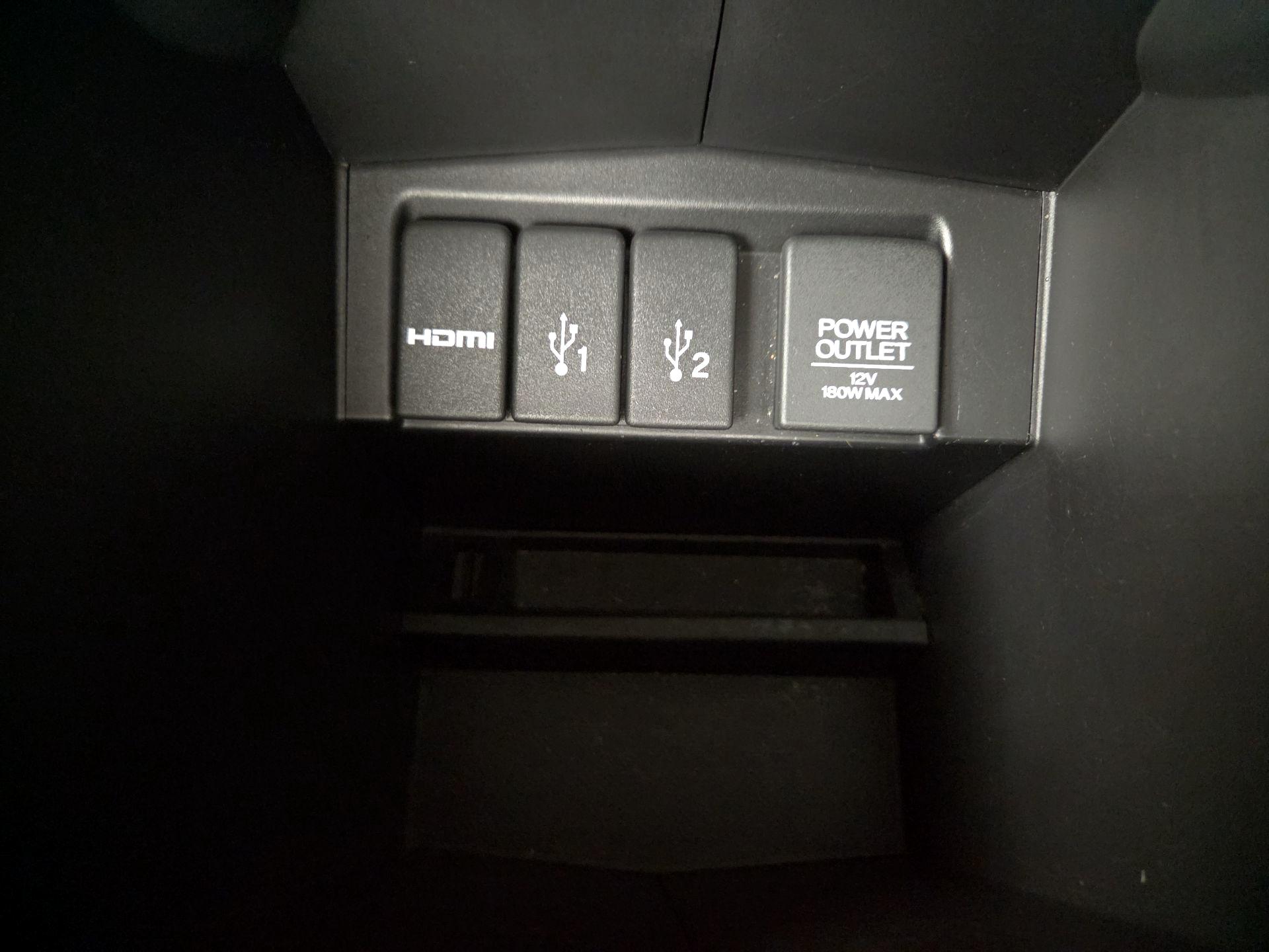 Thumbnail: 2015 Honda CR-V - 18