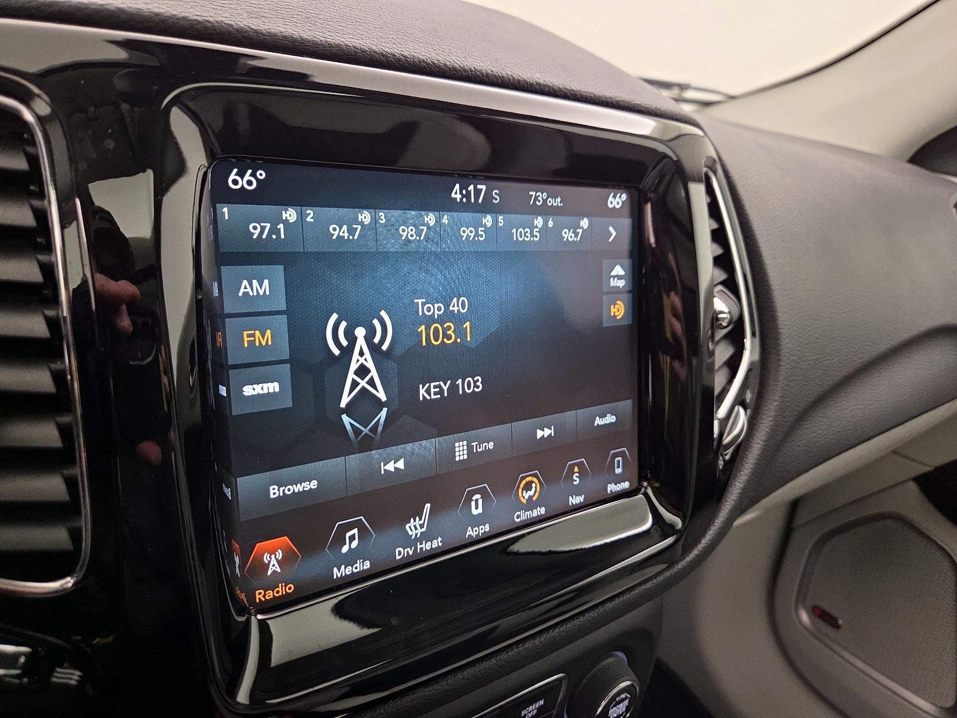 Thumbnail: 2018 Jeep Compass - 16