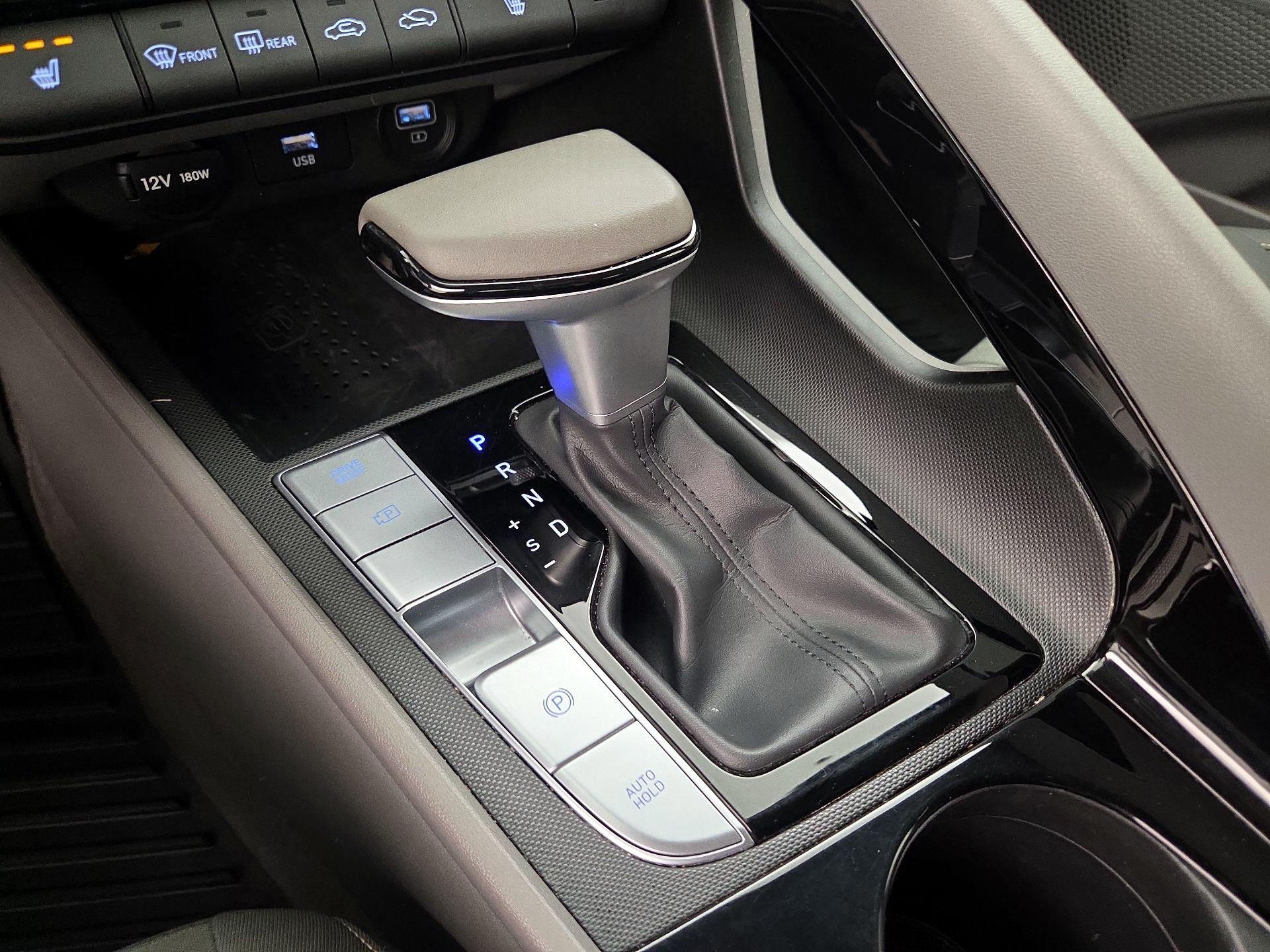 Thumbnail: 2023 Hyundai Elantra - 18