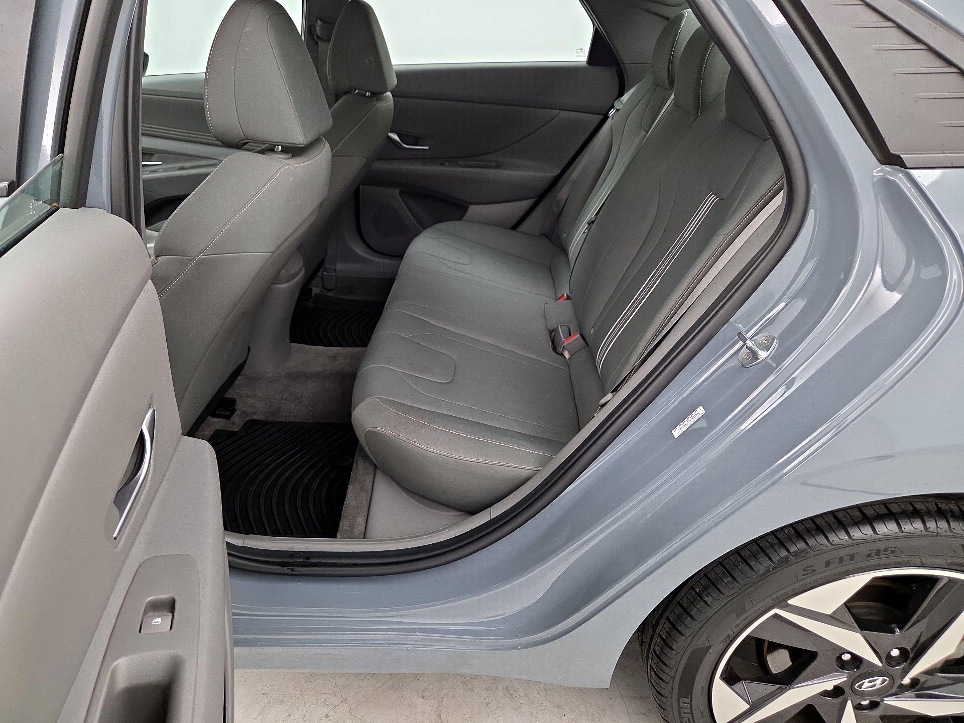 Thumbnail: 2023 Hyundai Elantra - 20