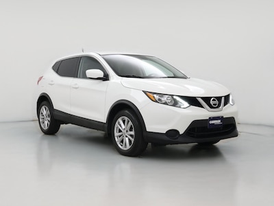 White 2017 Nissan Rogue Sport SV