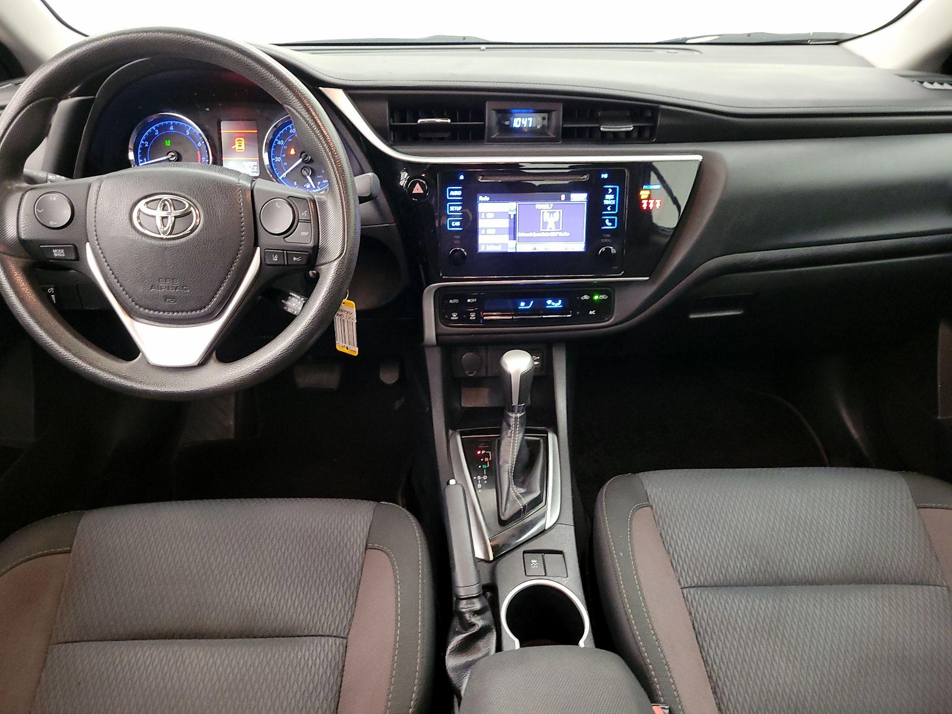 Thumbnail: 2018 Toyota Corolla - 9