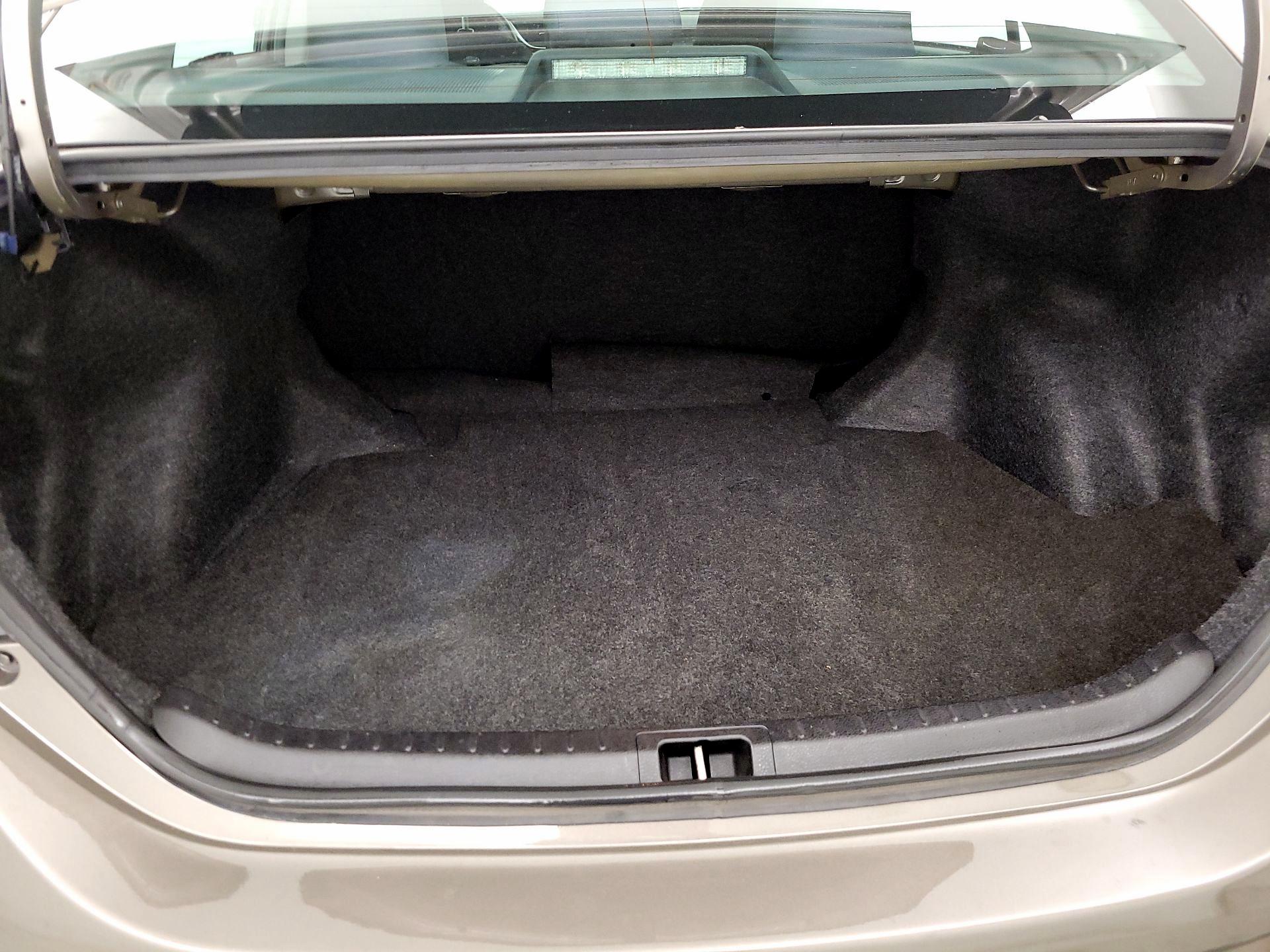 Thumbnail: 2018 Toyota Corolla - 20