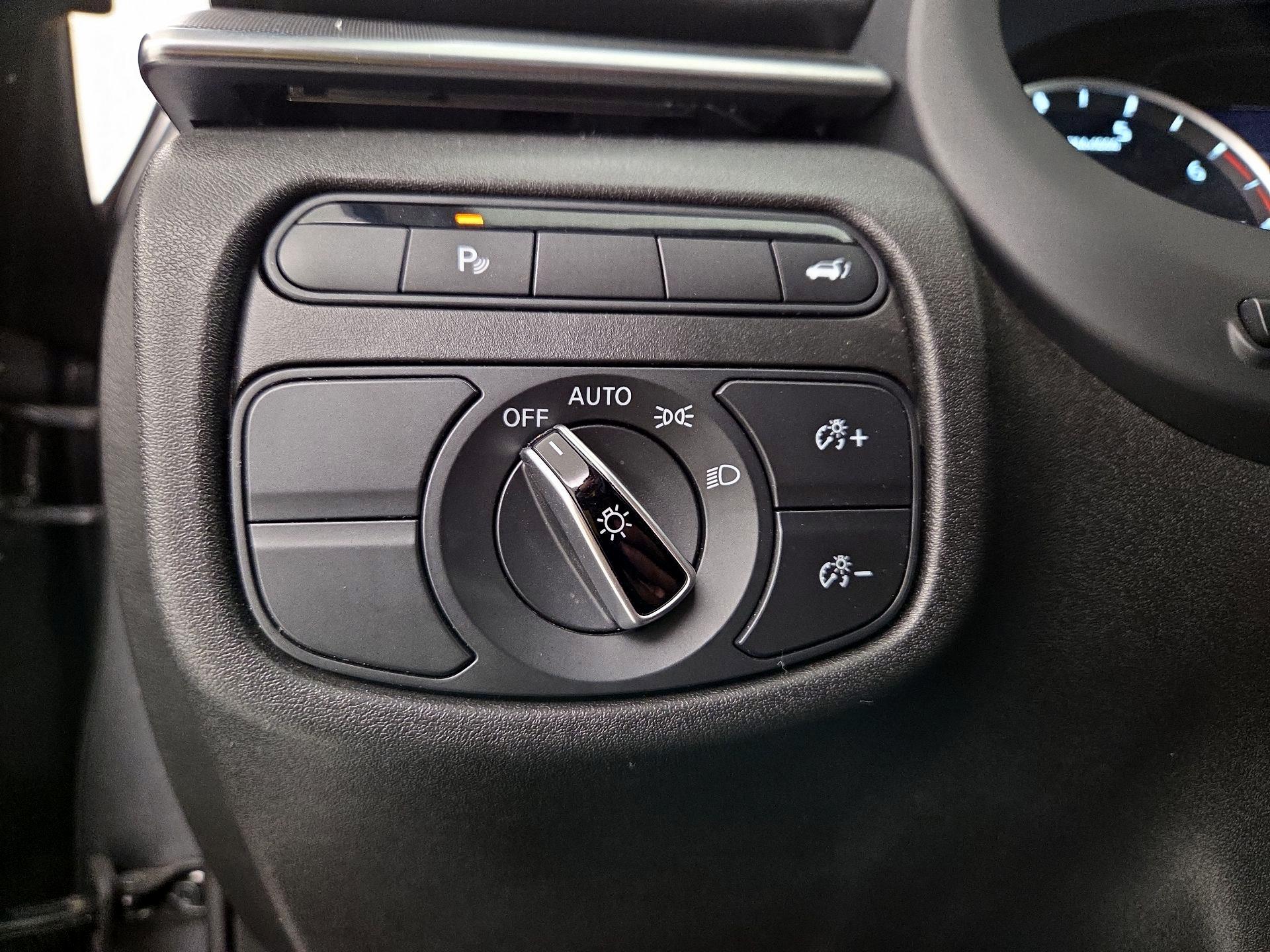 Thumbnail: 2021 INFINITI QX50 - 13