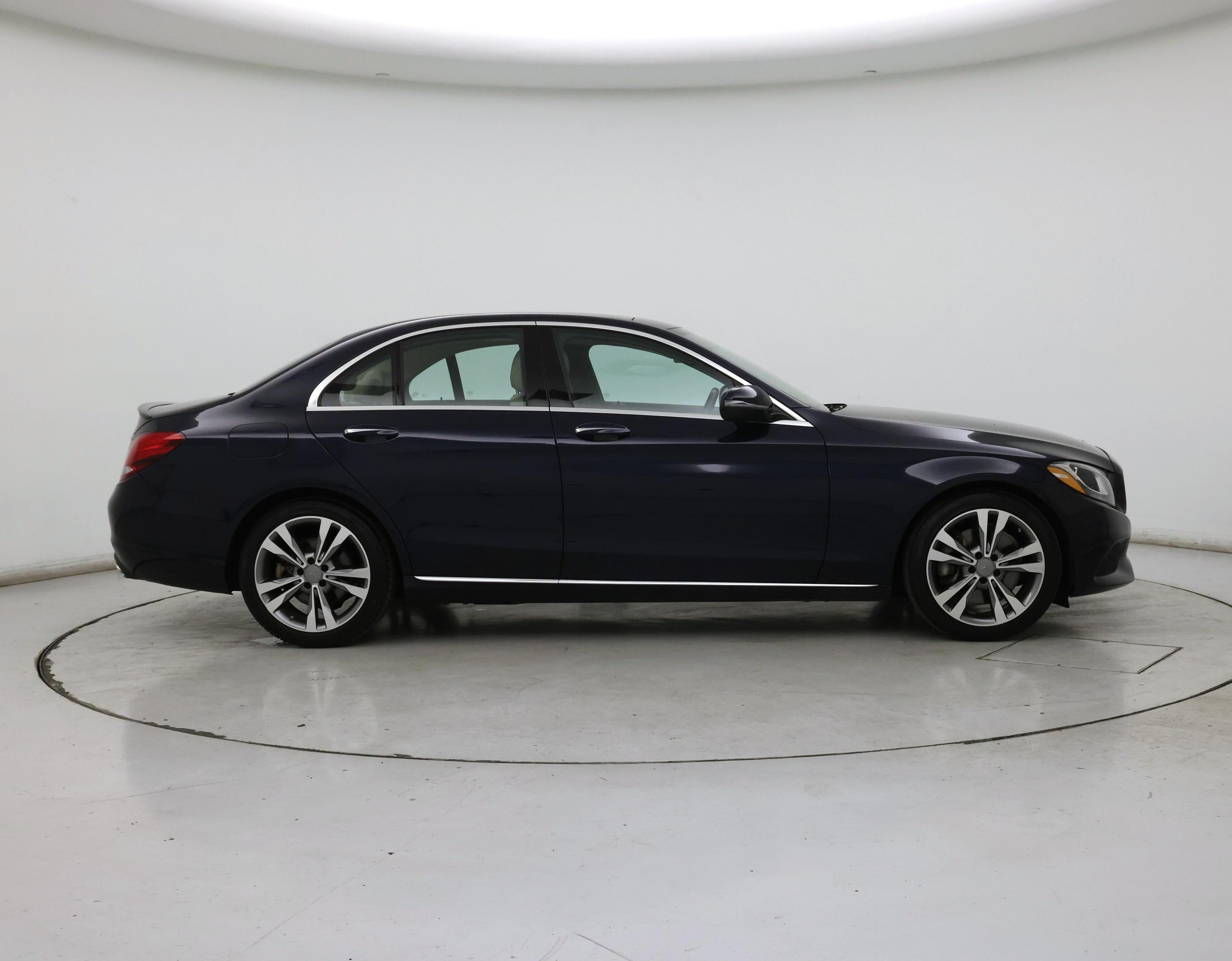 Thumbnail: 2016 Mercedes-Benz C-Class - 7