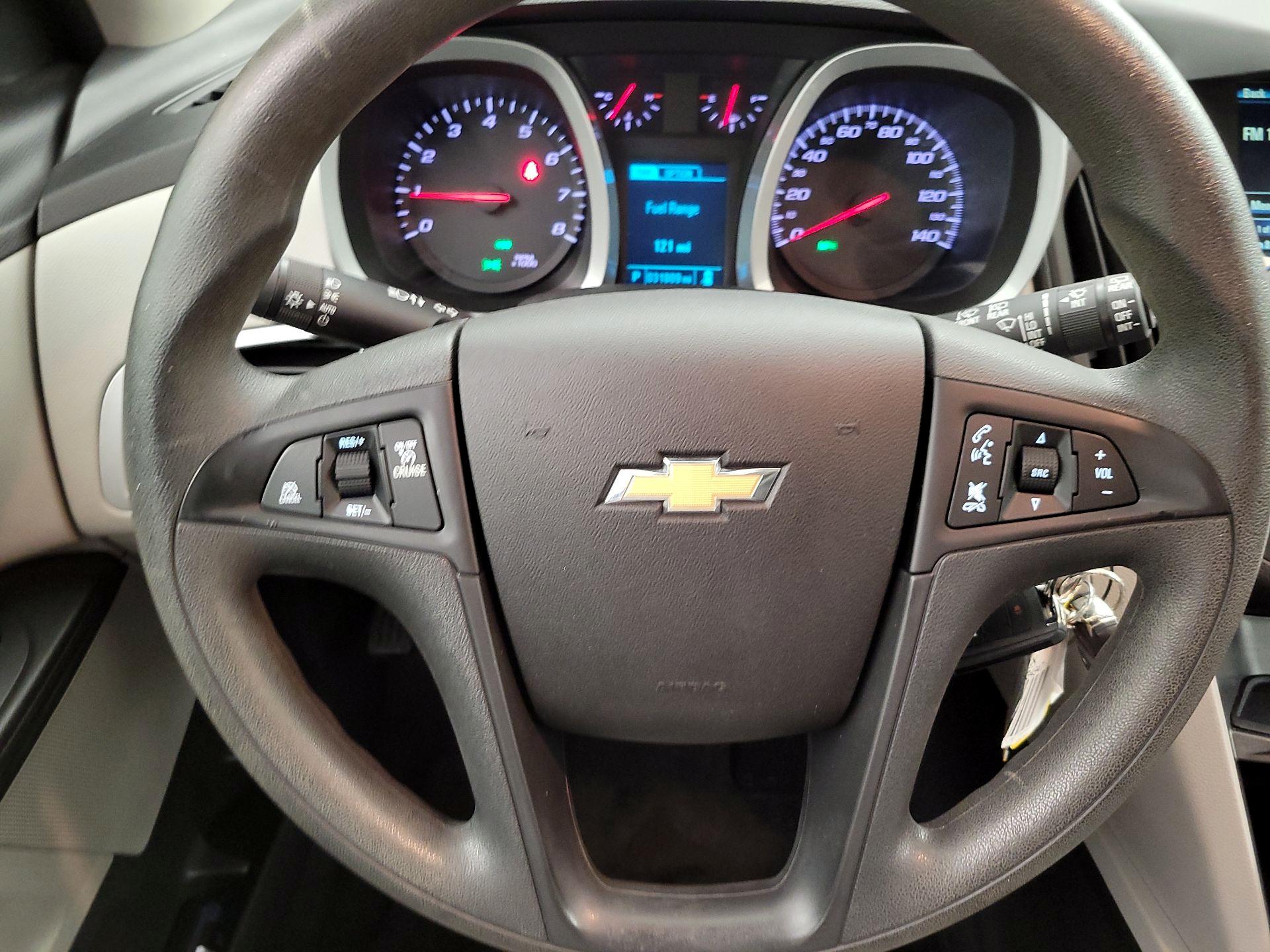 Thumbnail: 2016 Chevrolet Equinox - 10