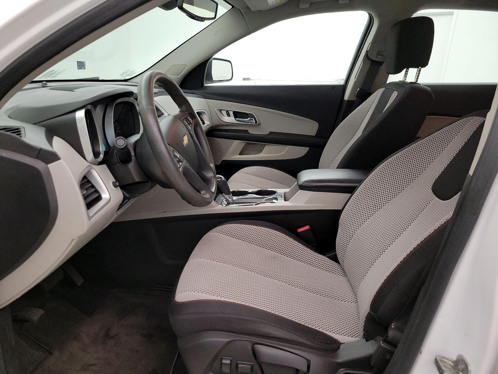 Thumbnail: 2016 Chevrolet Equinox - 11