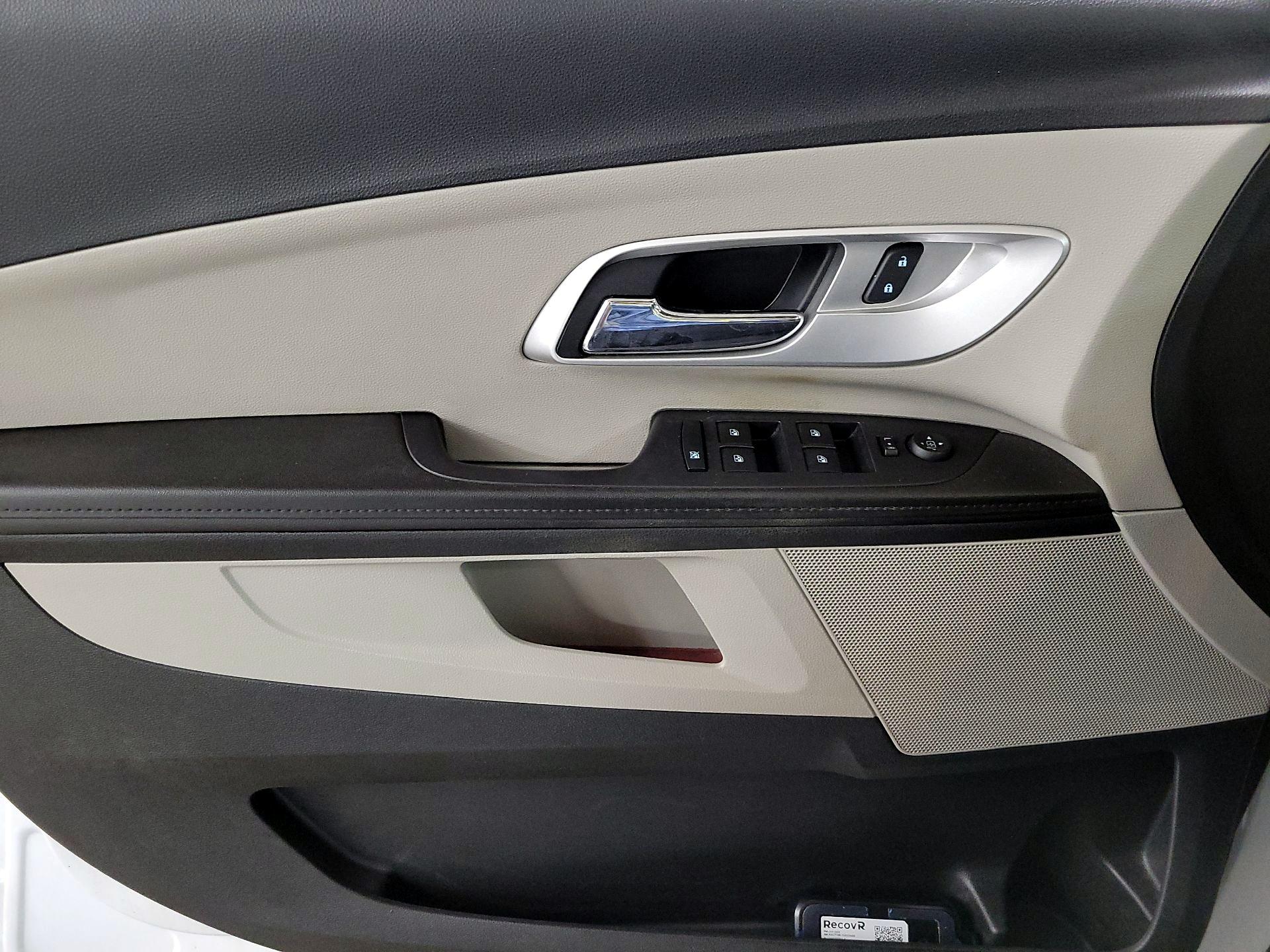 Thumbnail: 2016 Chevrolet Equinox - 12