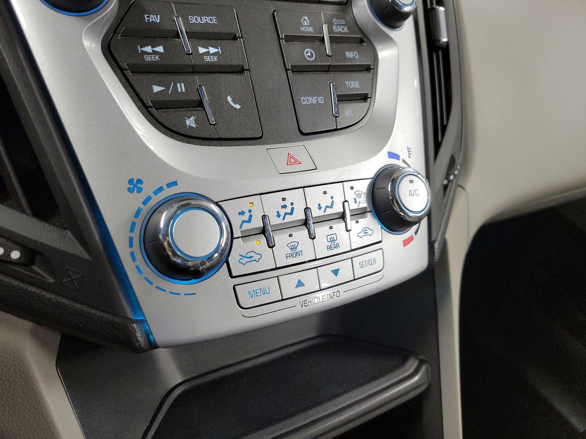 Thumbnail: 2016 Chevrolet Equinox - 14