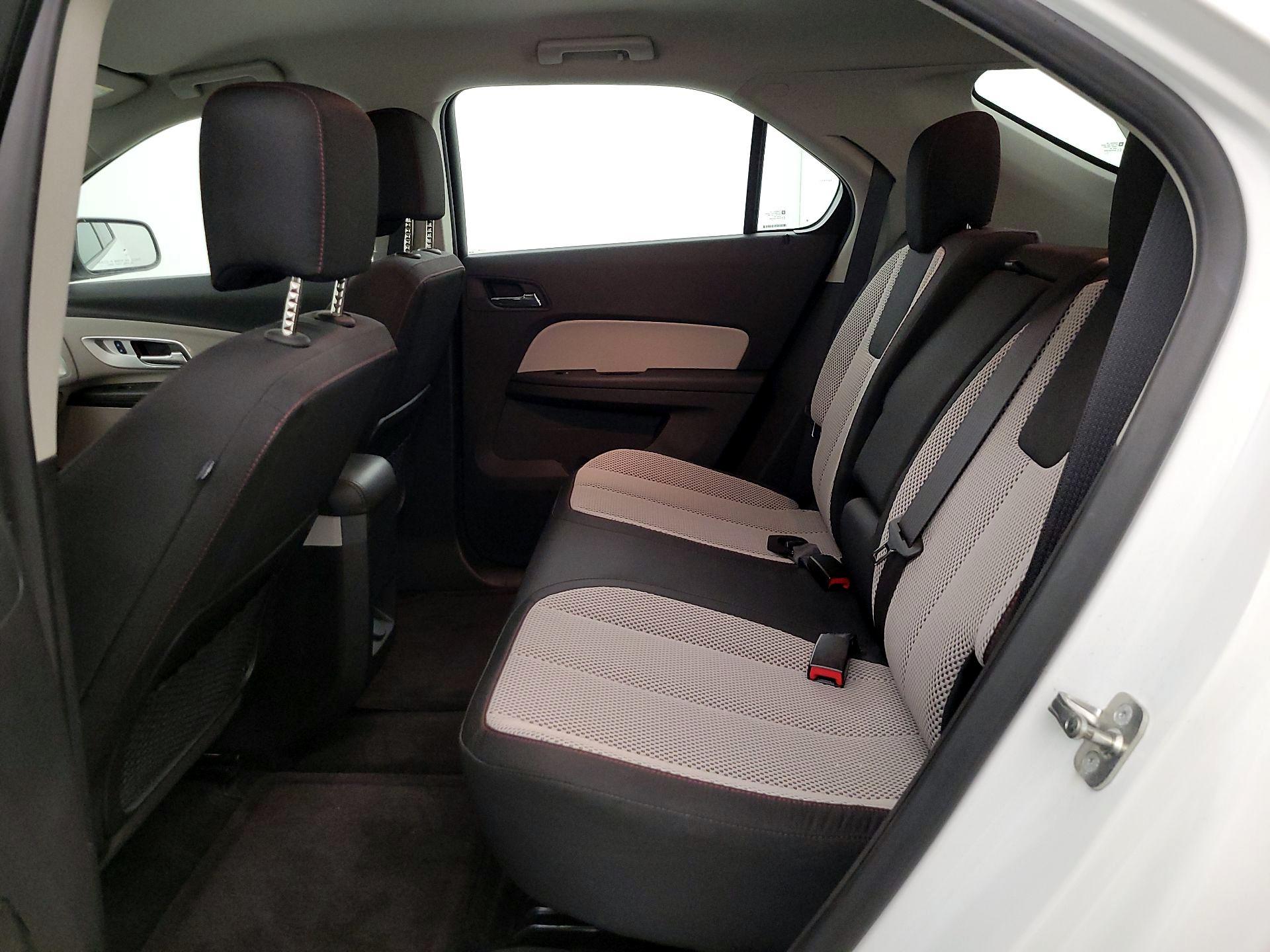 Thumbnail: 2016 Chevrolet Equinox - 17