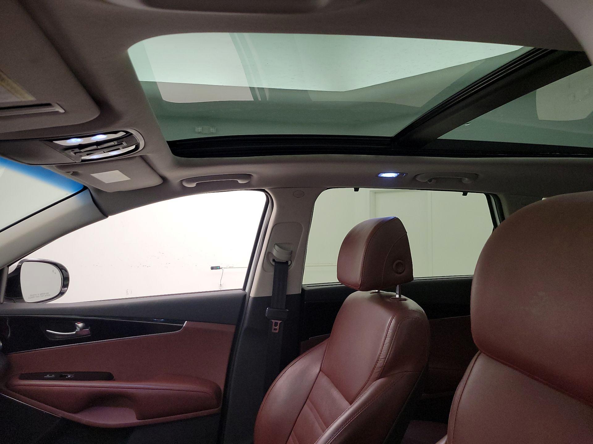 Thumbnail: 2017 Kia Sorento - 20