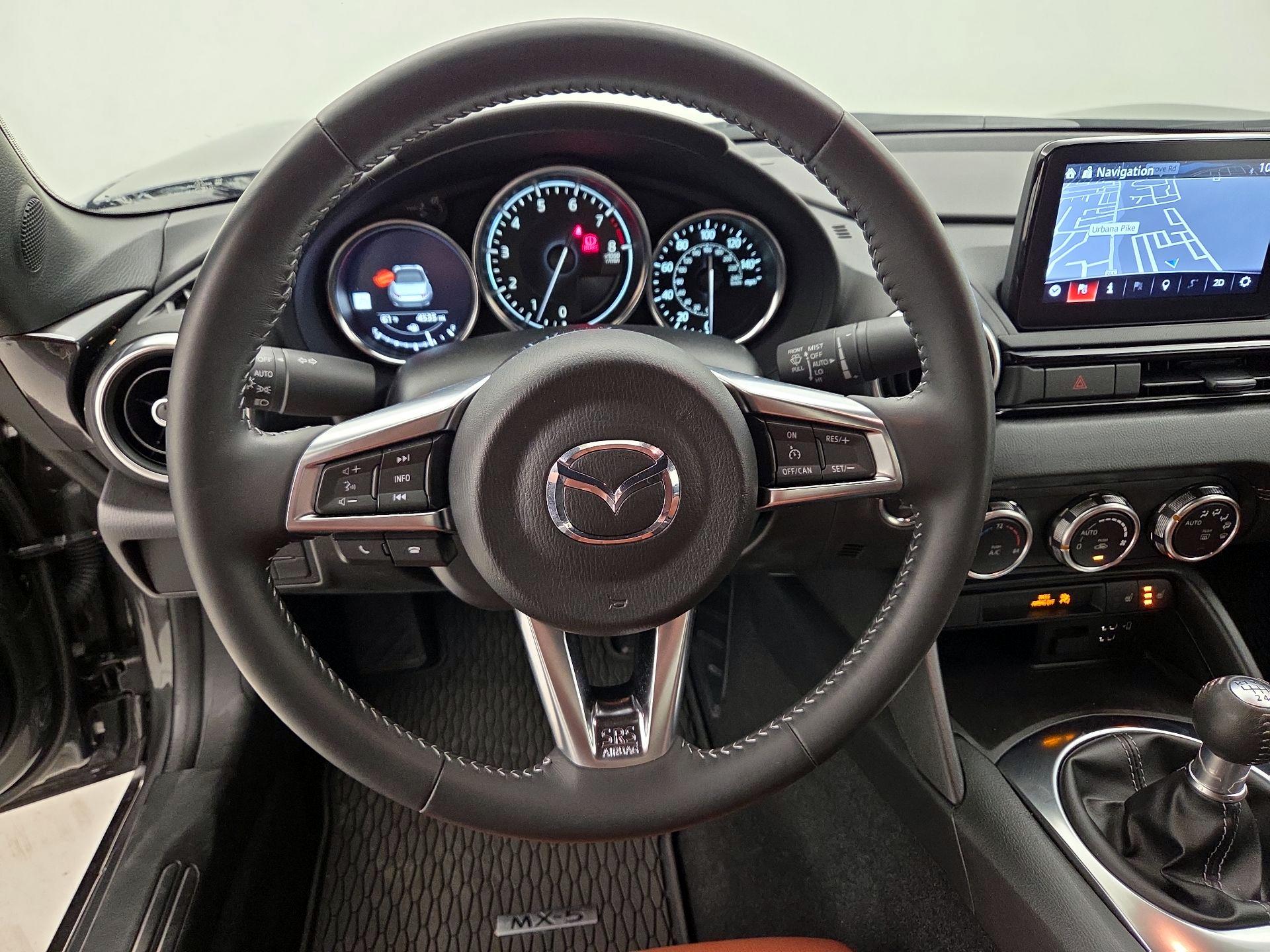 Thumbnail: 2023 Mazda MX-5 Miata - 10