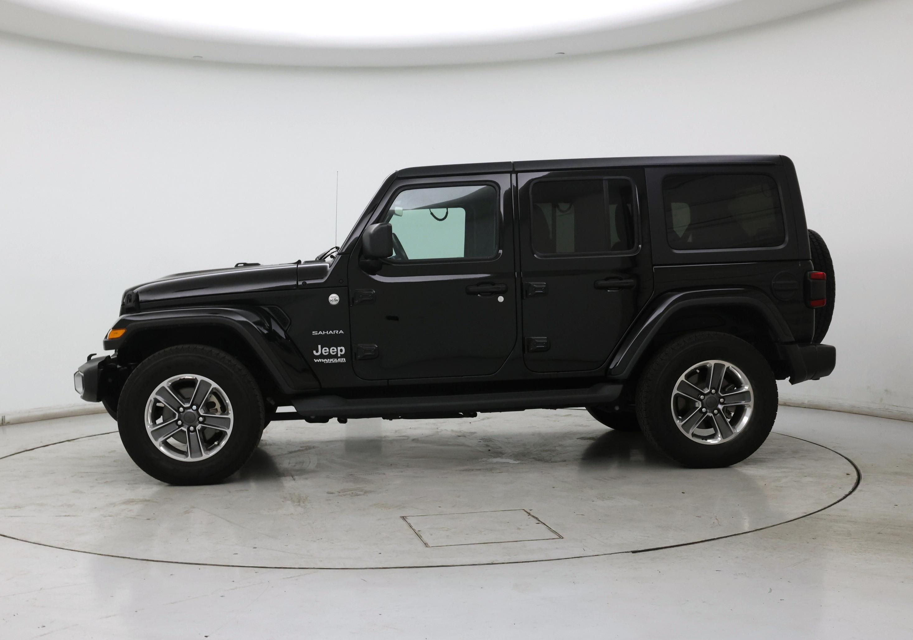 Thumbnail: 2021 Jeep Wrangler - 3