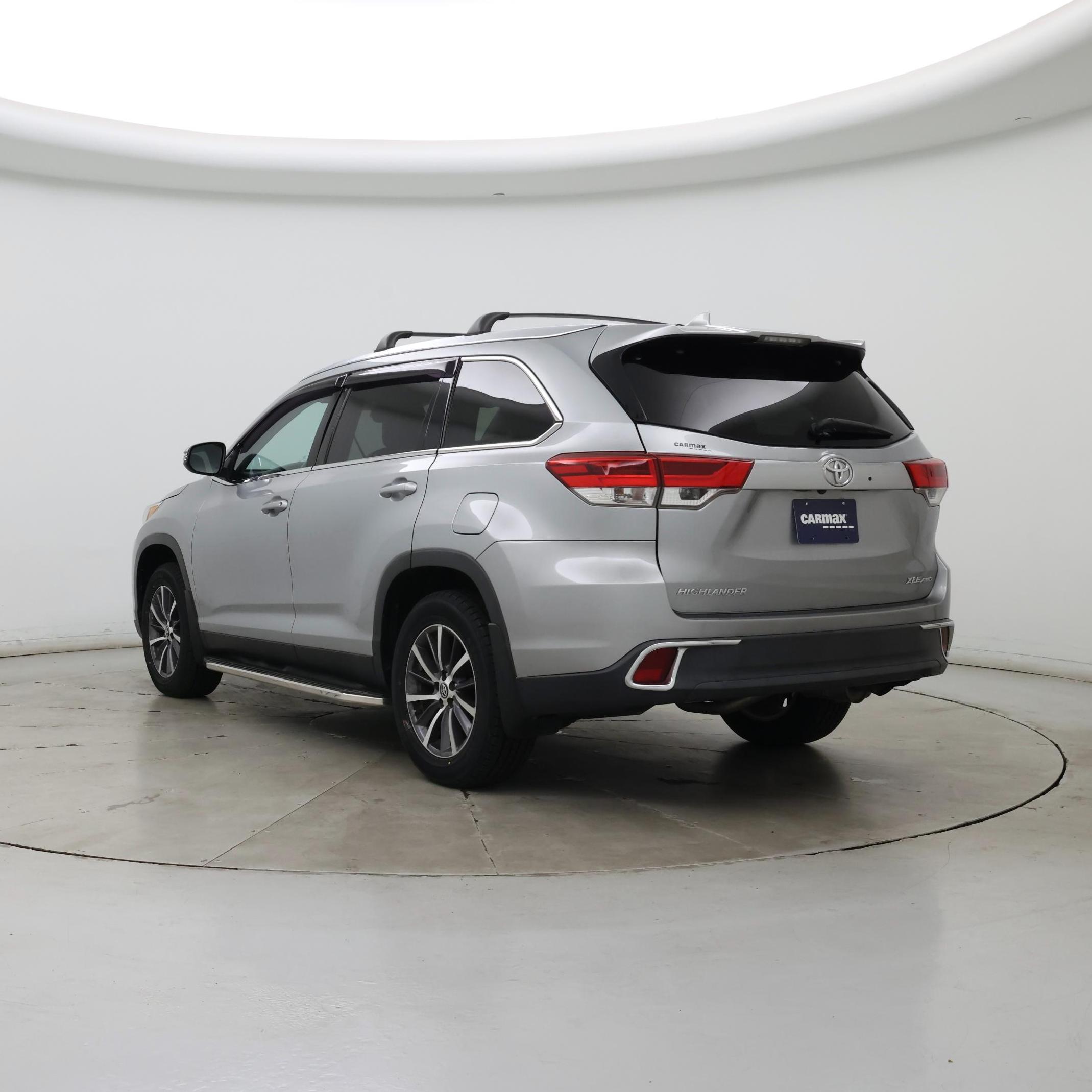 Thumbnail: 2019 Toyota Highlander - 2