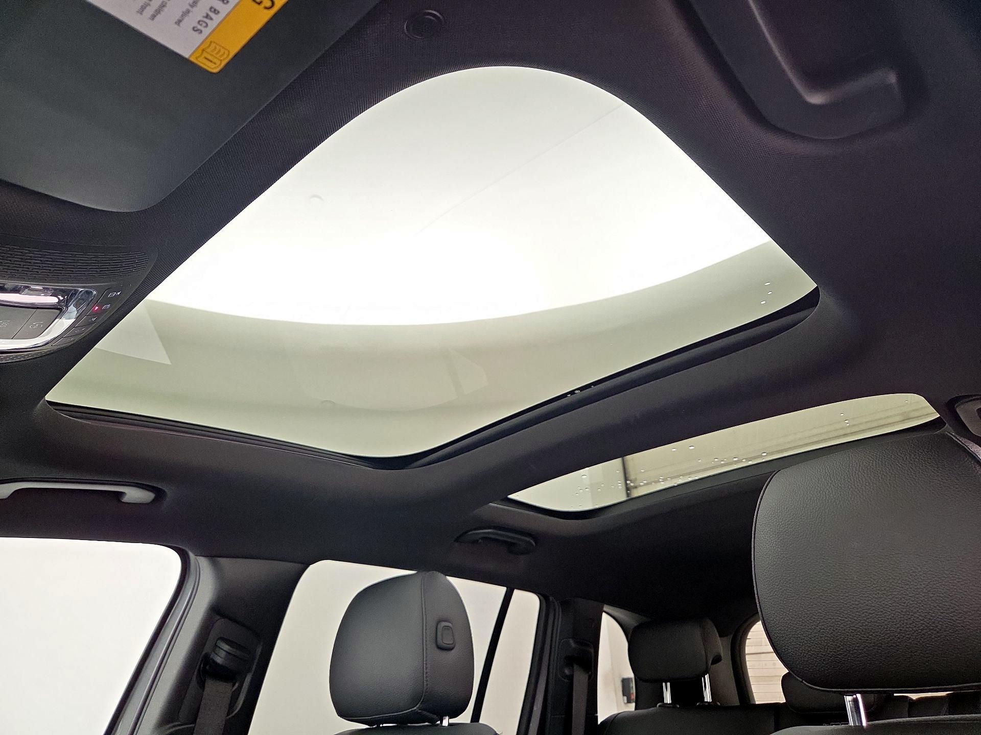 Thumbnail: 2021 Mercedes-Benz GLB - 19