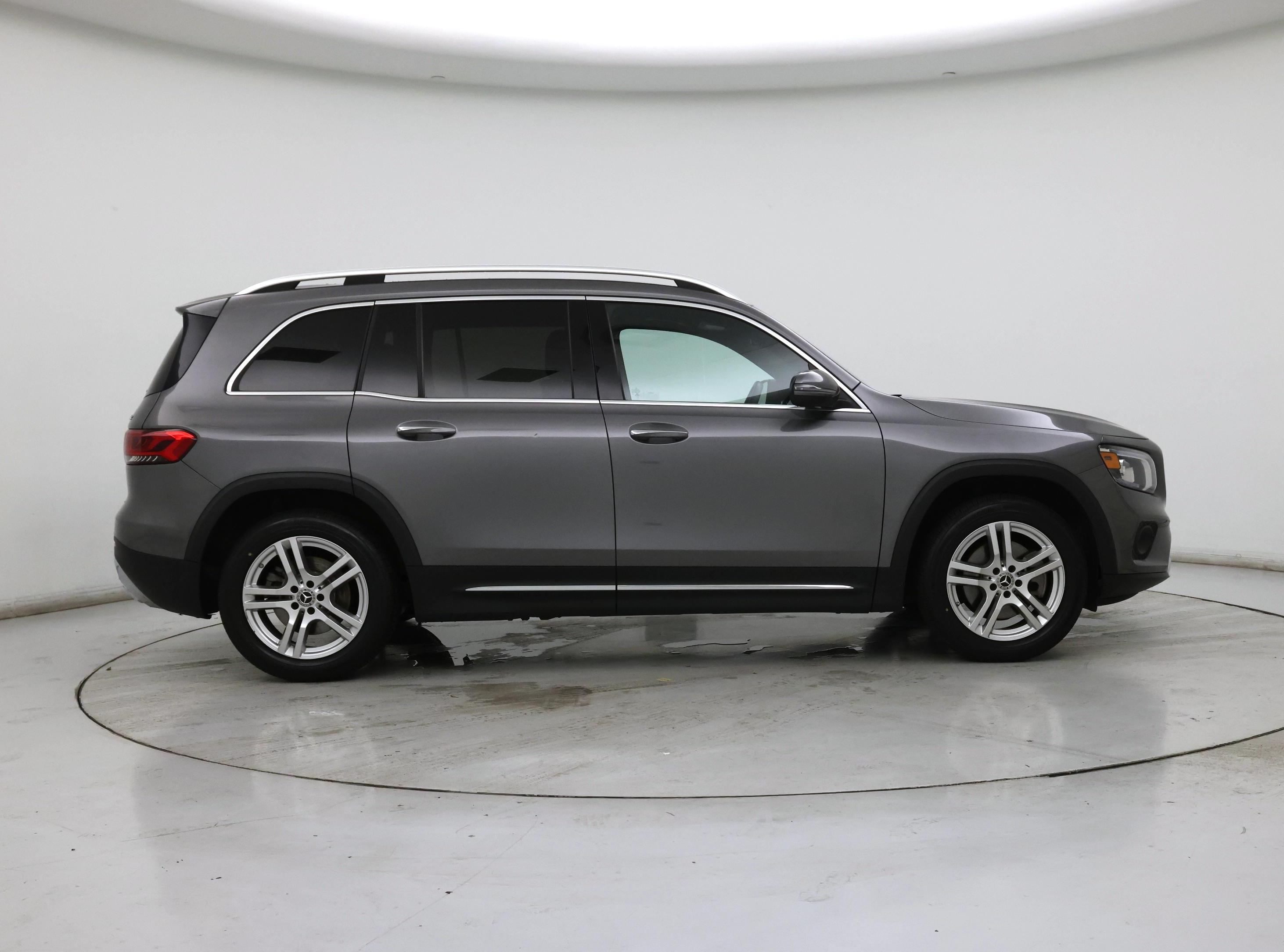 Thumbnail: 2021 Mercedes-Benz GLB - 7