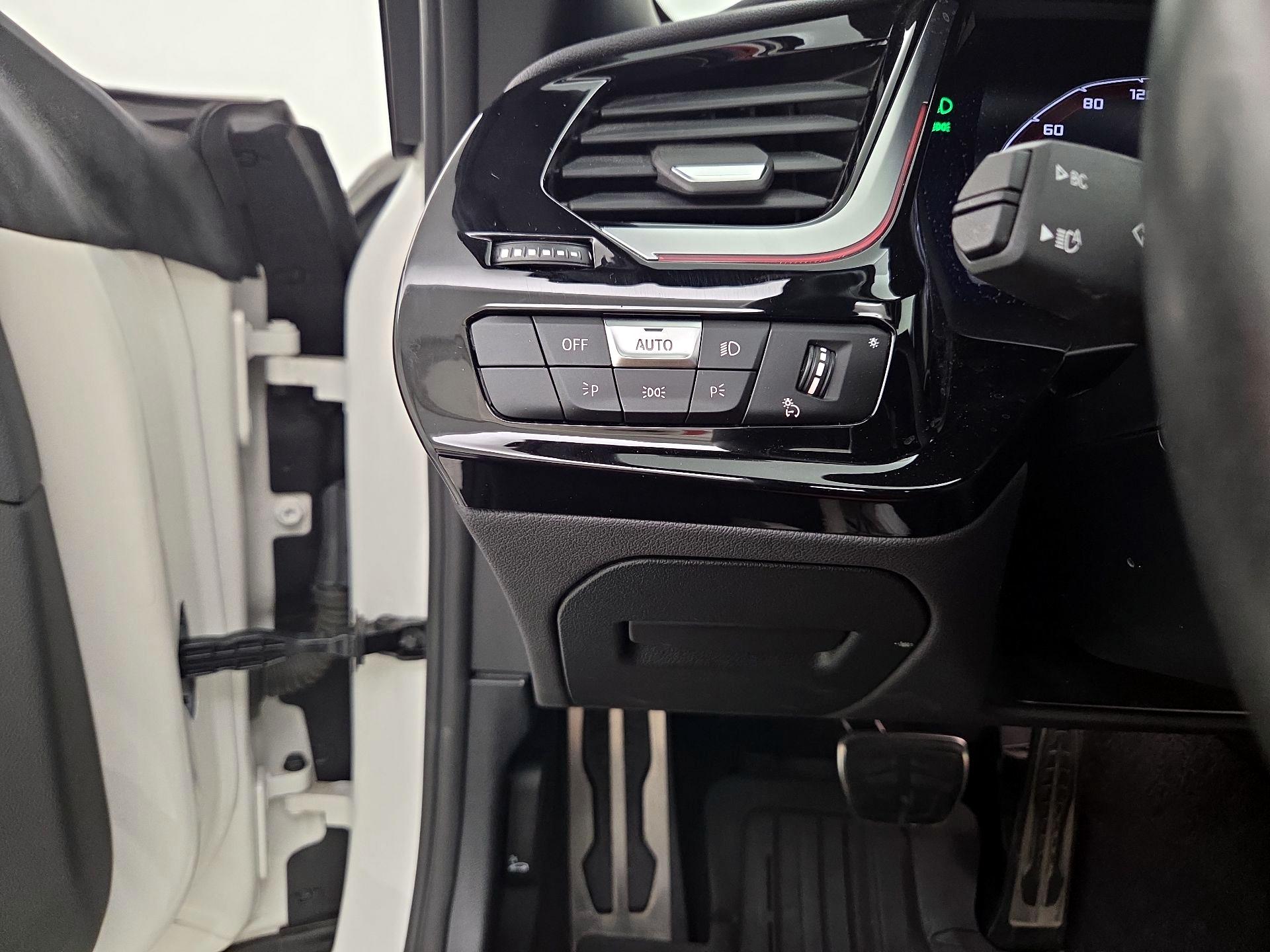 Thumbnail: 2022 BMW Z4 - 13