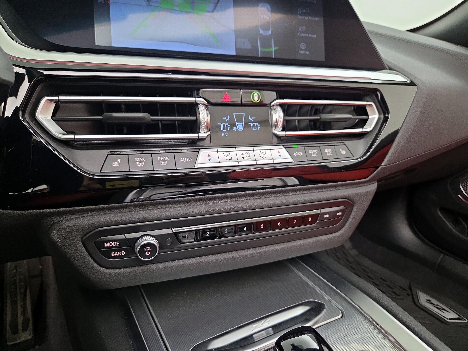 Thumbnail: 2022 BMW Z4 - 17