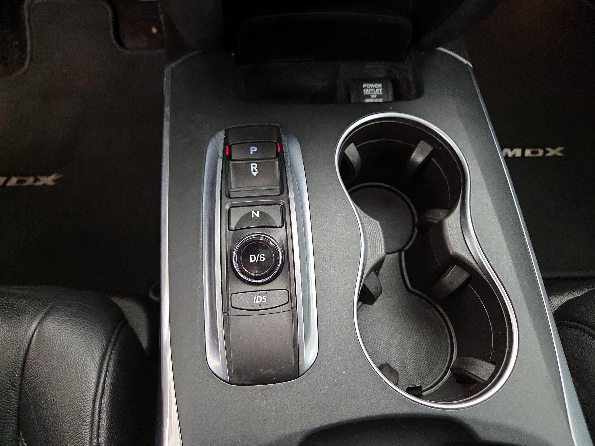 Thumbnail: 2016 Acura MDX - 18