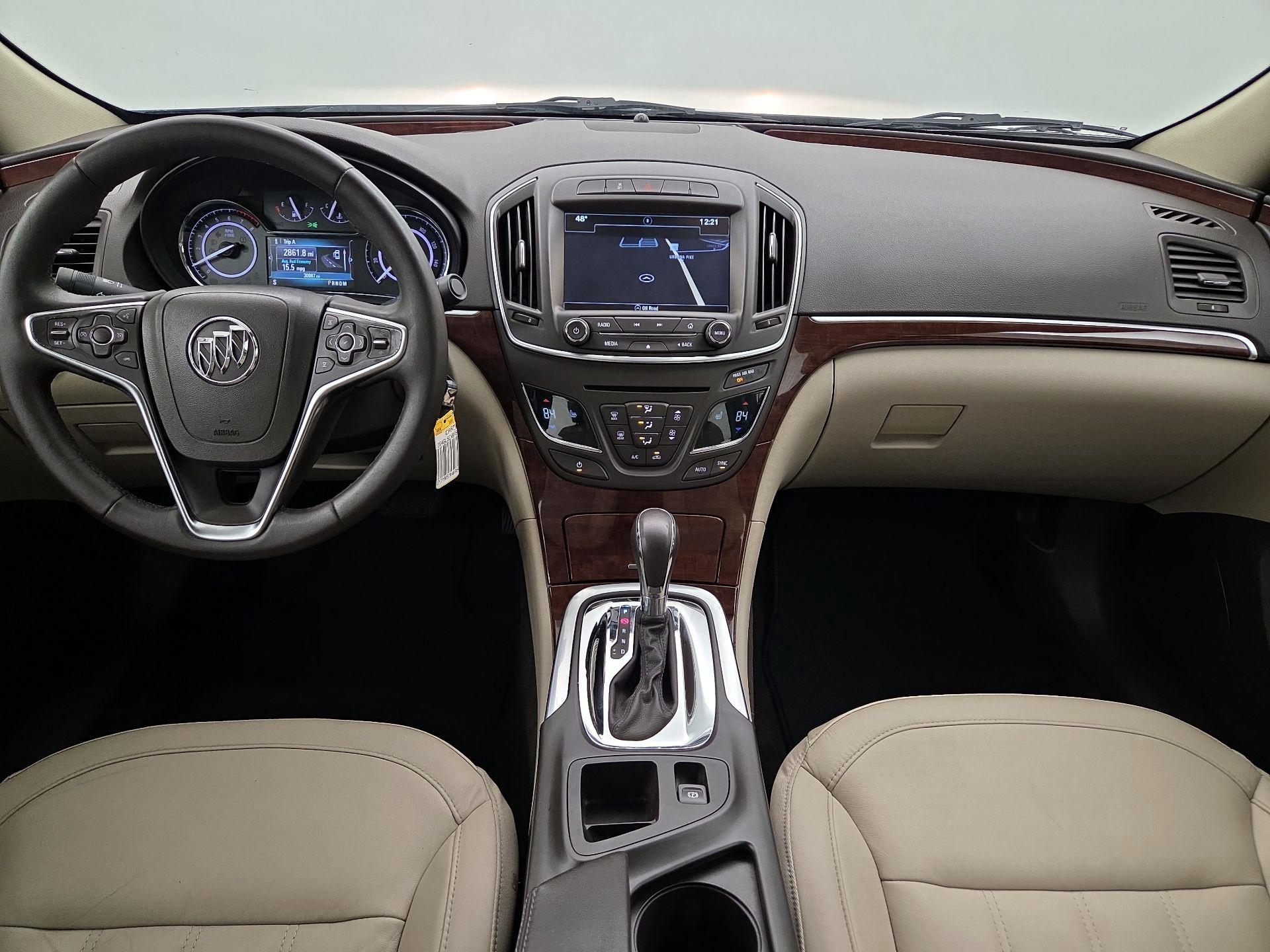 Thumbnail: 2017 Buick Regal - 9