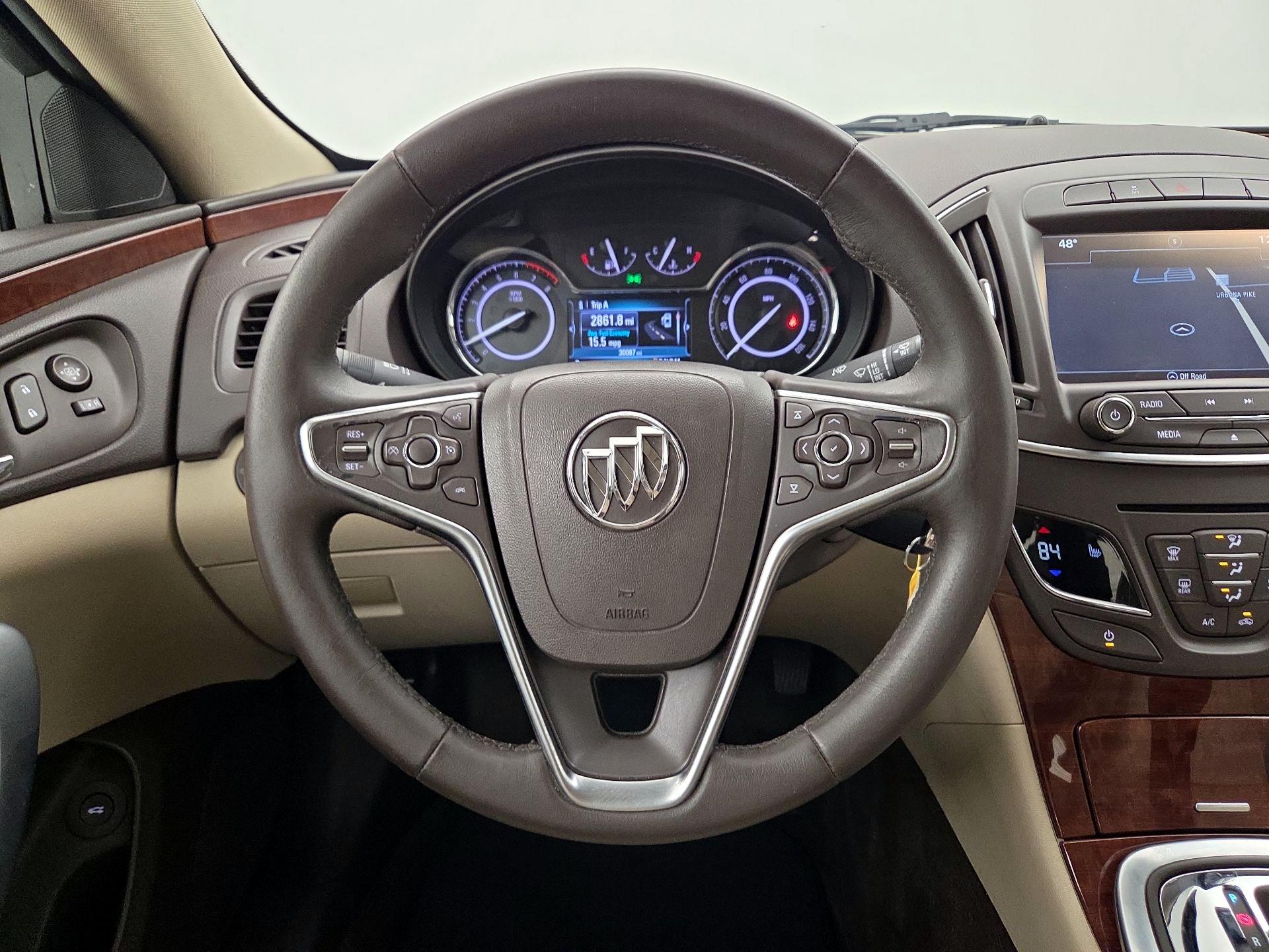 Thumbnail: 2017 Buick Regal - 10