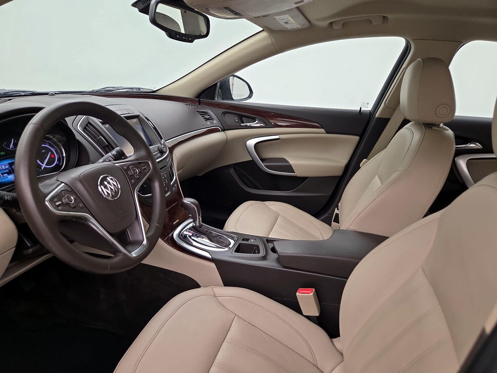 Thumbnail: 2017 Buick Regal - 11