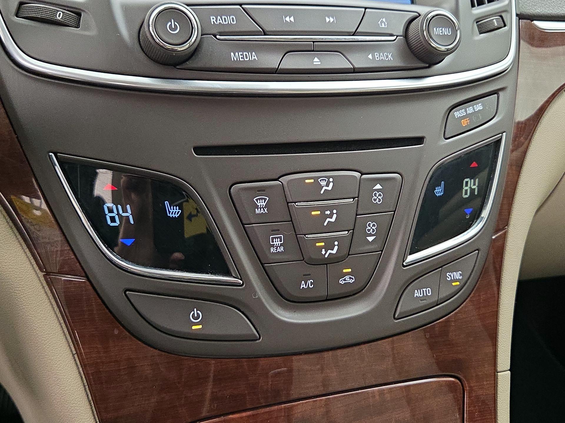 Thumbnail: 2017 Buick Regal - 17