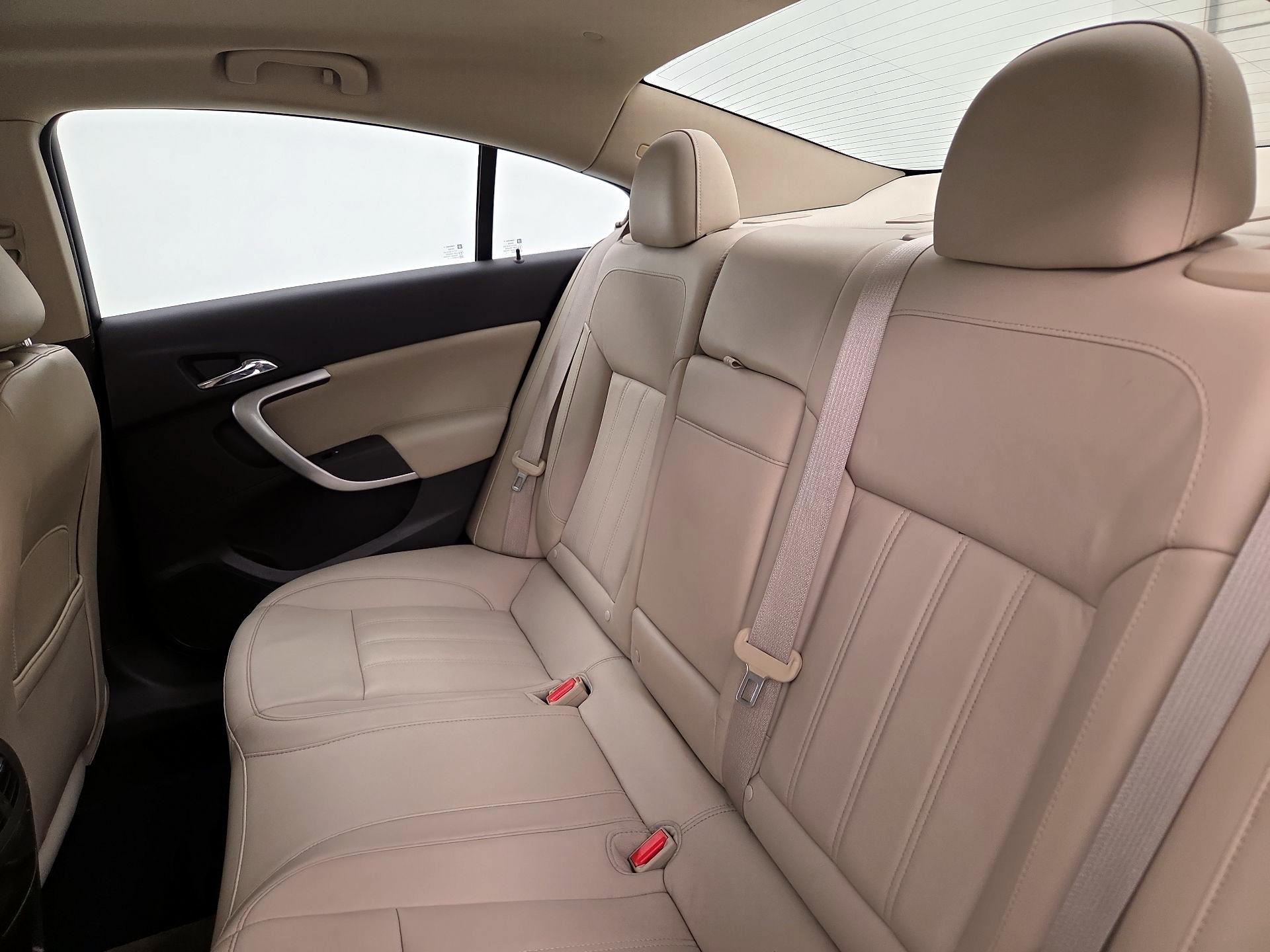 Thumbnail: 2017 Buick Regal - 20