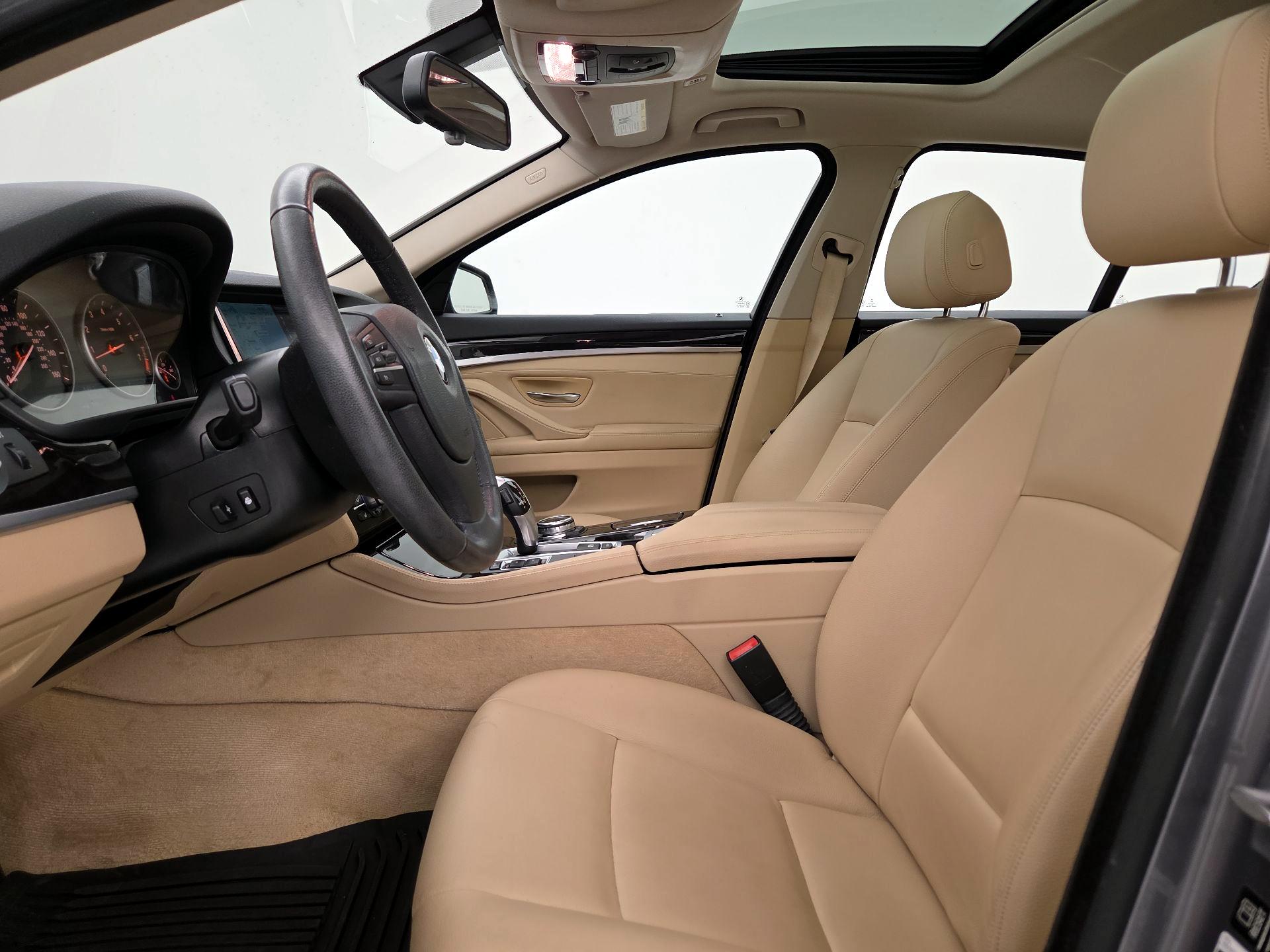 Thumbnail: 2014 BMW 5 Series - 11