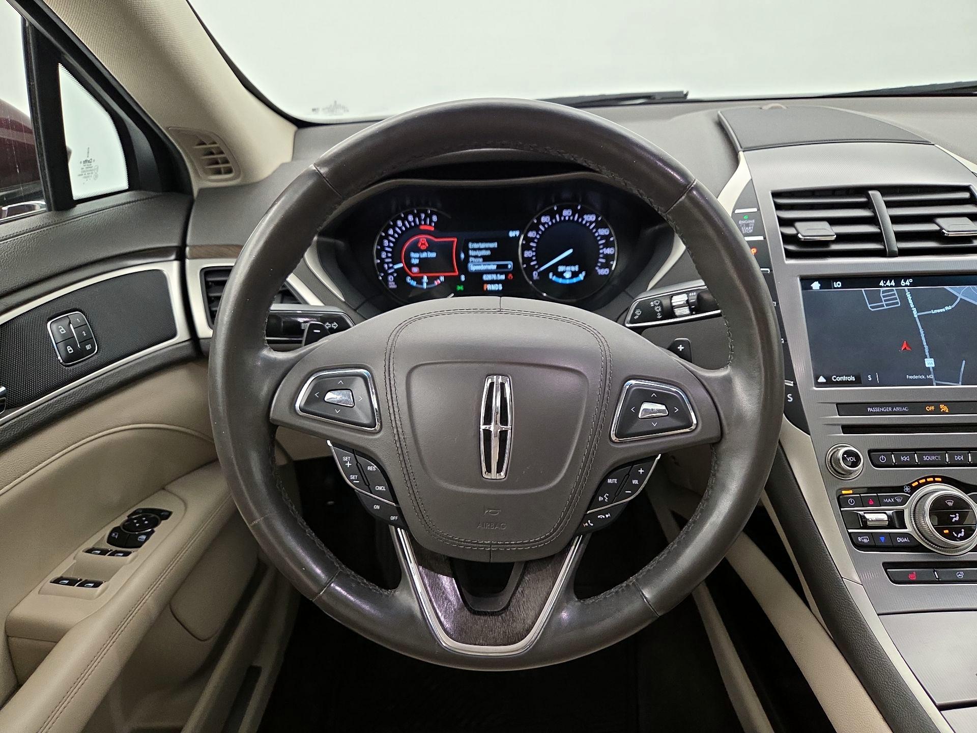 Thumbnail: 2017 Lincoln MKZ - 10