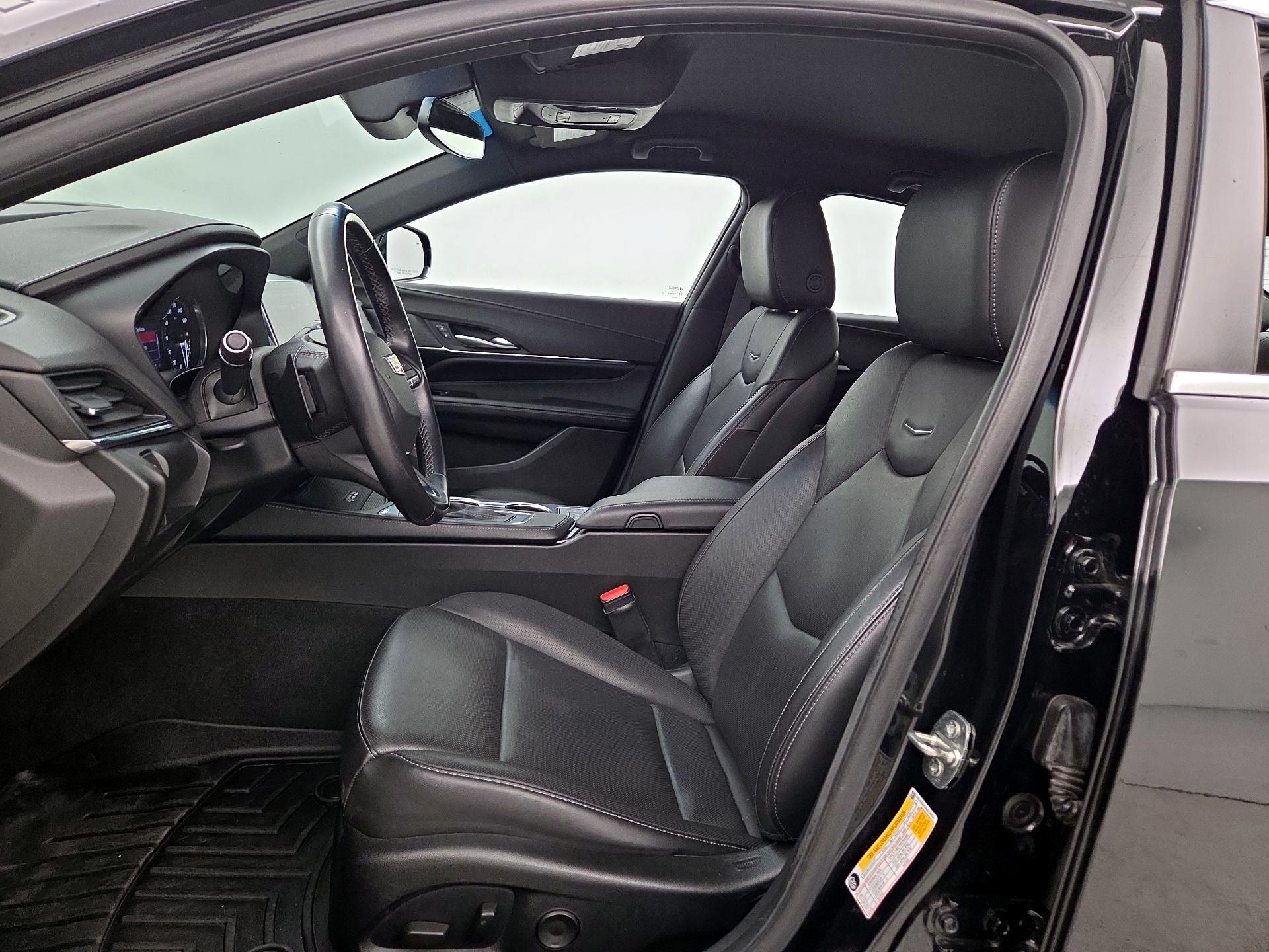 Thumbnail: 2022 Cadillac CT4 - 11