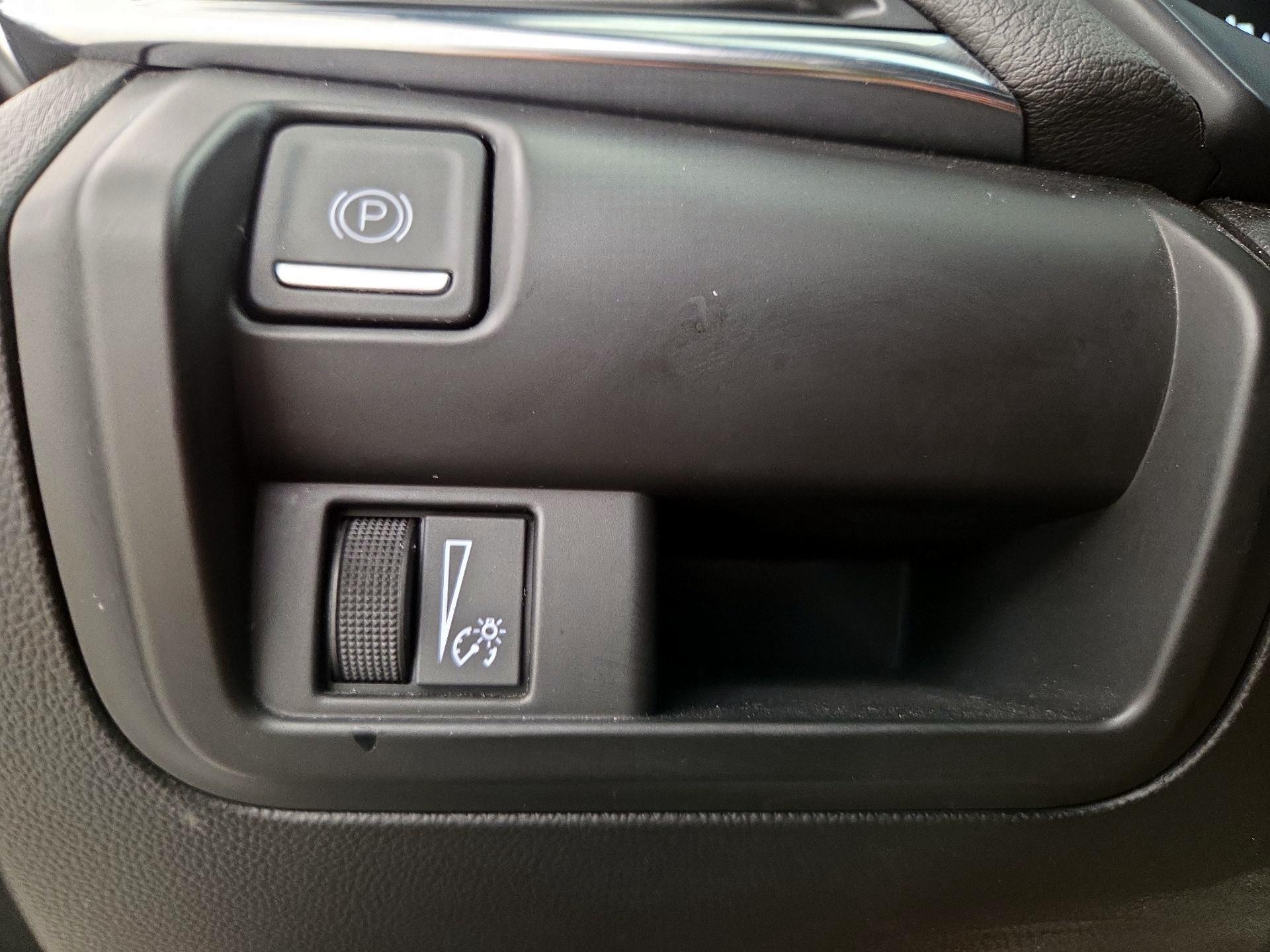 Thumbnail: 2022 Cadillac CT4 - 13