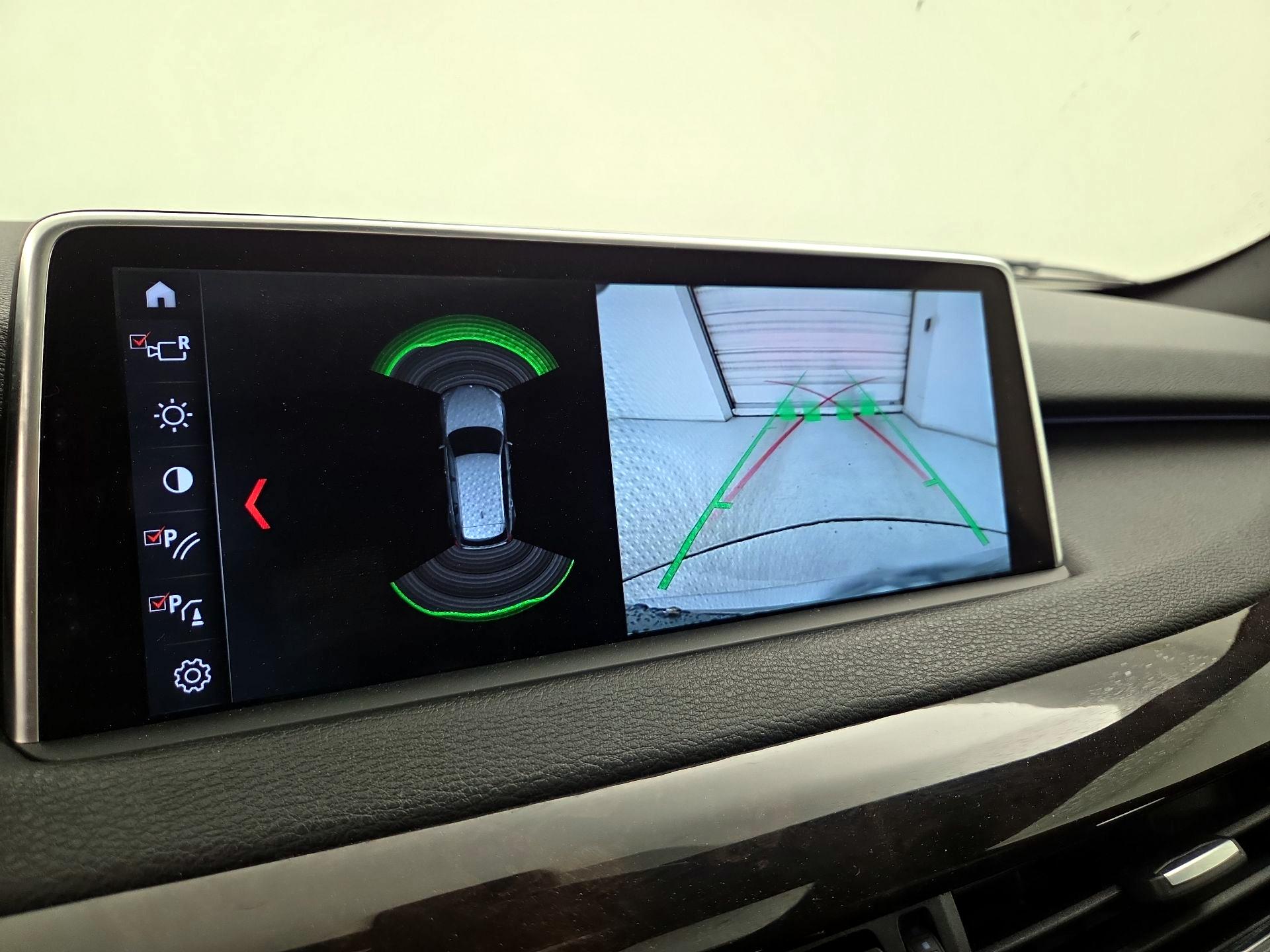 Thumbnail: 2018 BMW X5 - 15