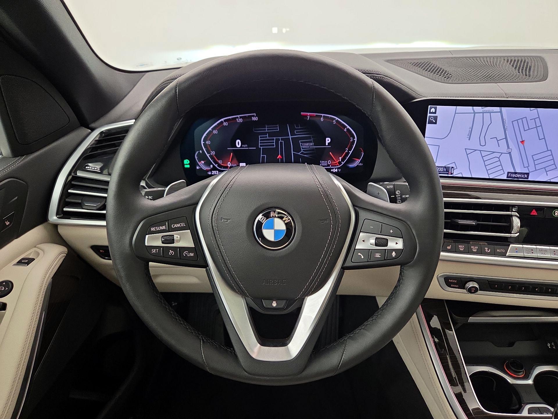 Thumbnail: 2020 BMW X5 - 10