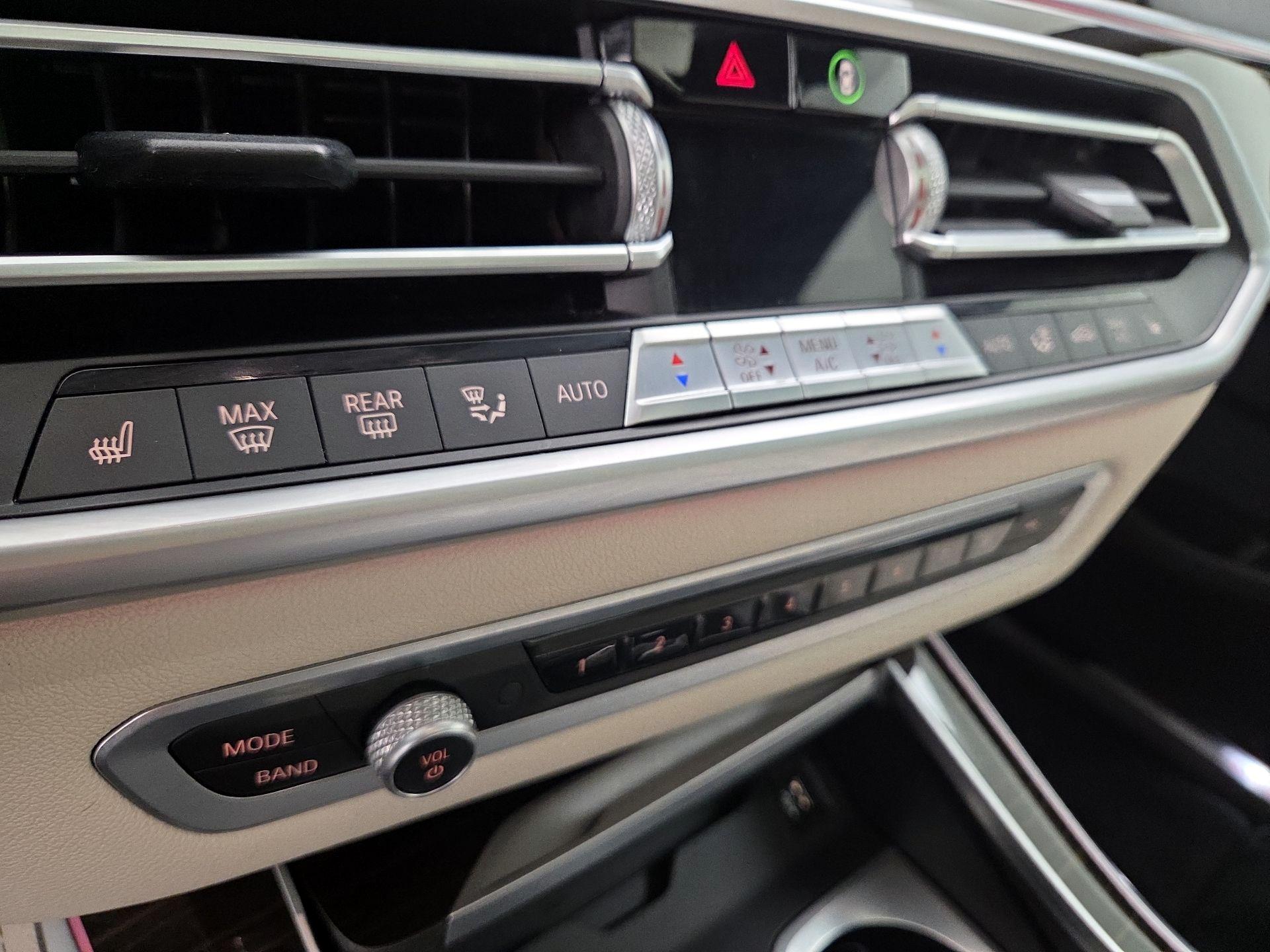 Thumbnail: 2020 BMW X5 - 17