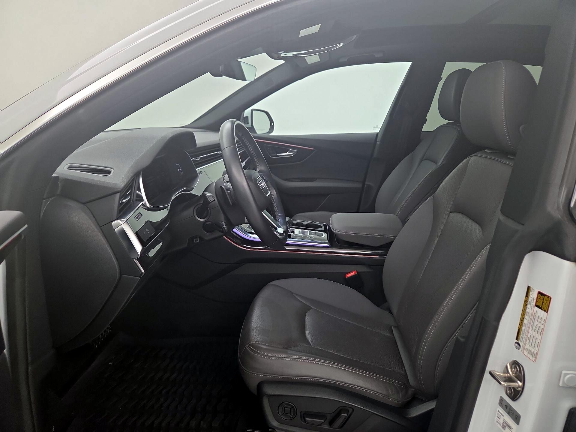 Thumbnail: 2021 Audi Q8 - 11