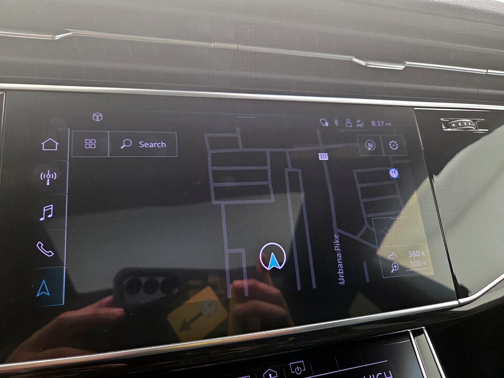 Thumbnail: 2021 Audi Q8 - 14