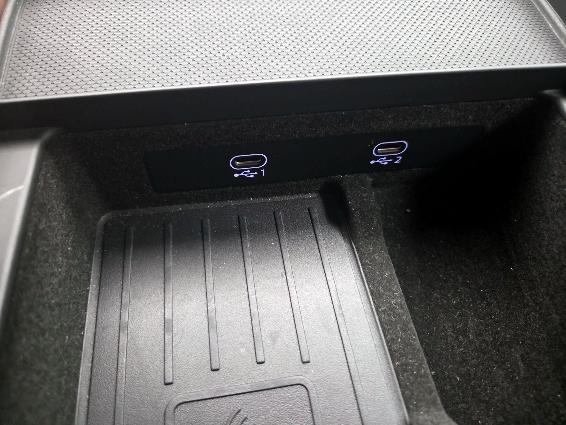 Thumbnail: 2021 Audi Q8 - 19