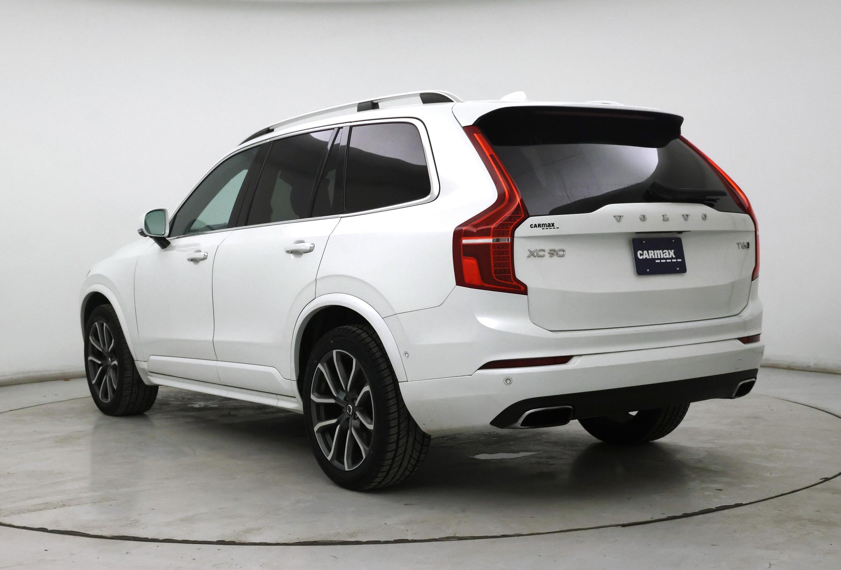 Thumbnail: 2019 Volvo XC90 - 2