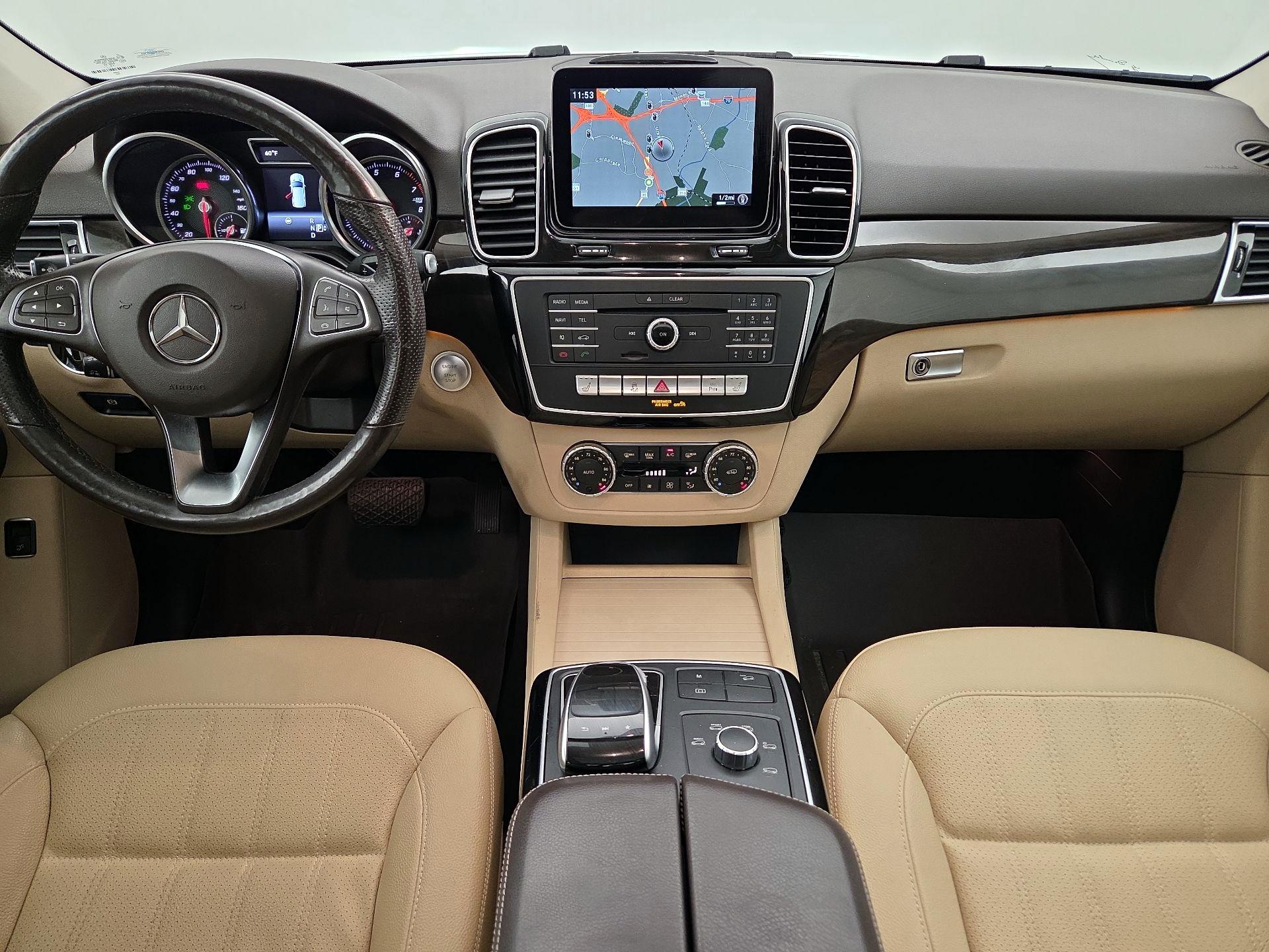 Thumbnail: 2017 Mercedes-Benz GLE - 9