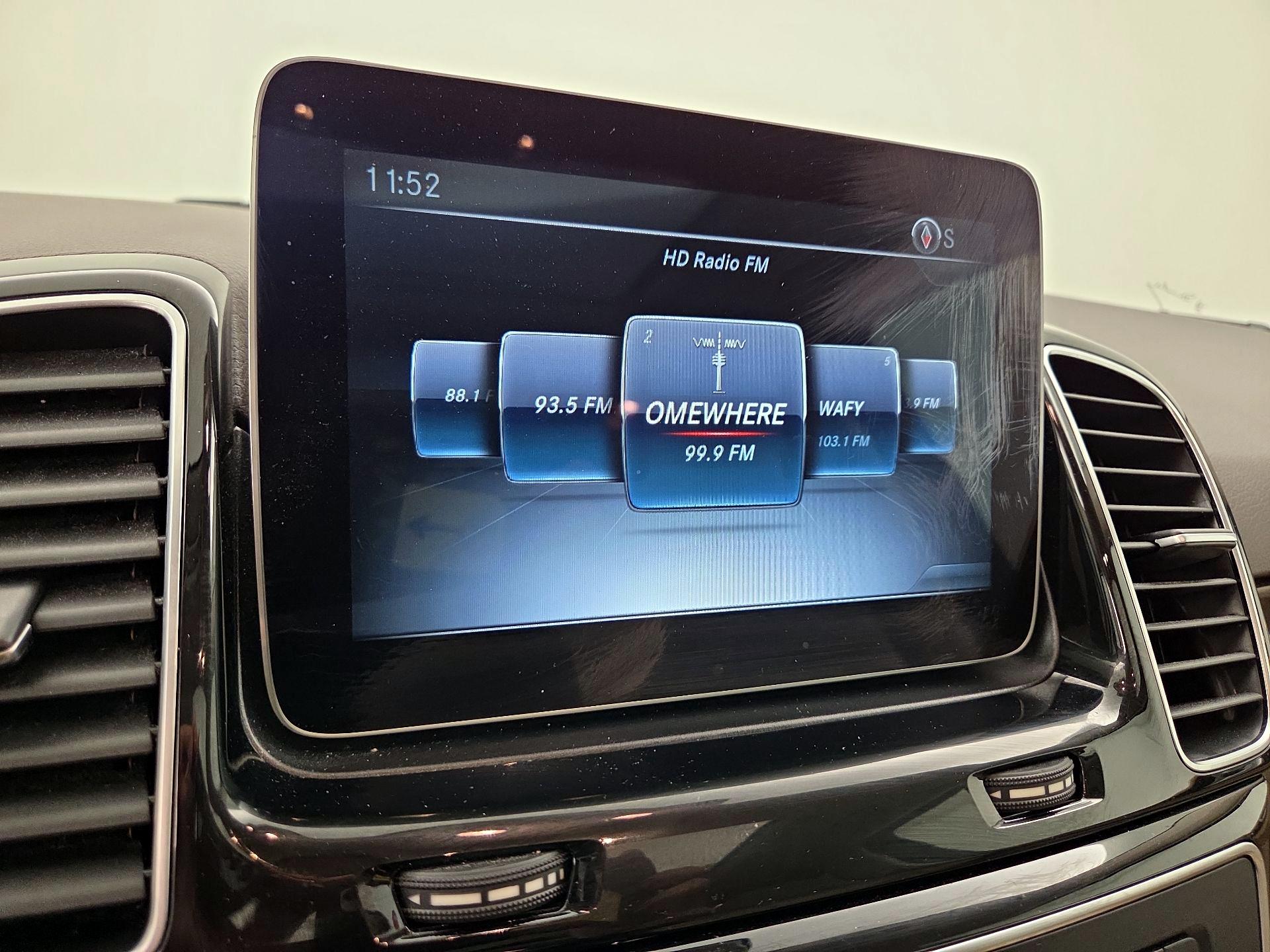 Thumbnail: 2017 Mercedes-Benz GLE - 16