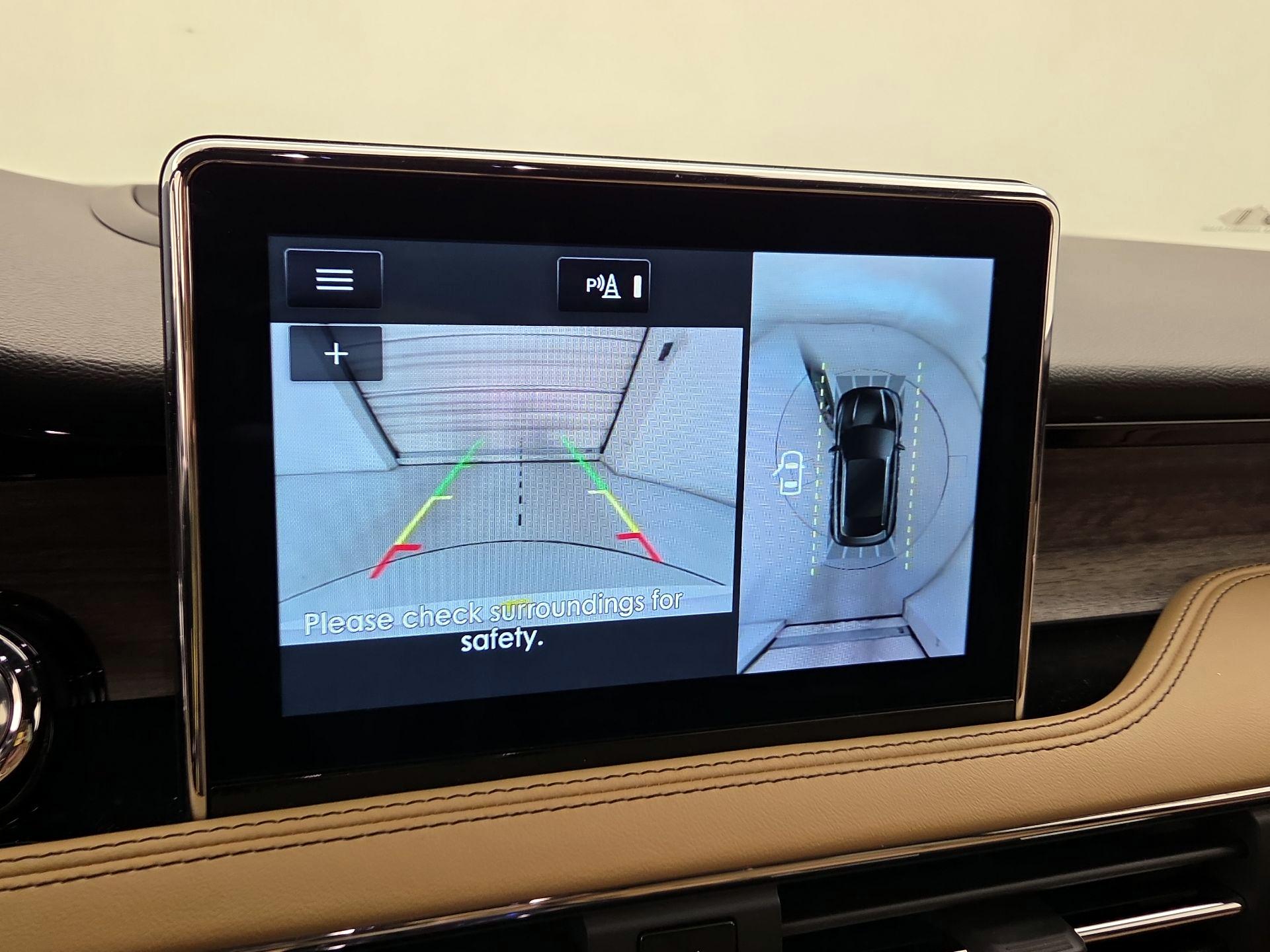 Thumbnail: 2020 Lincoln Corsair - 15