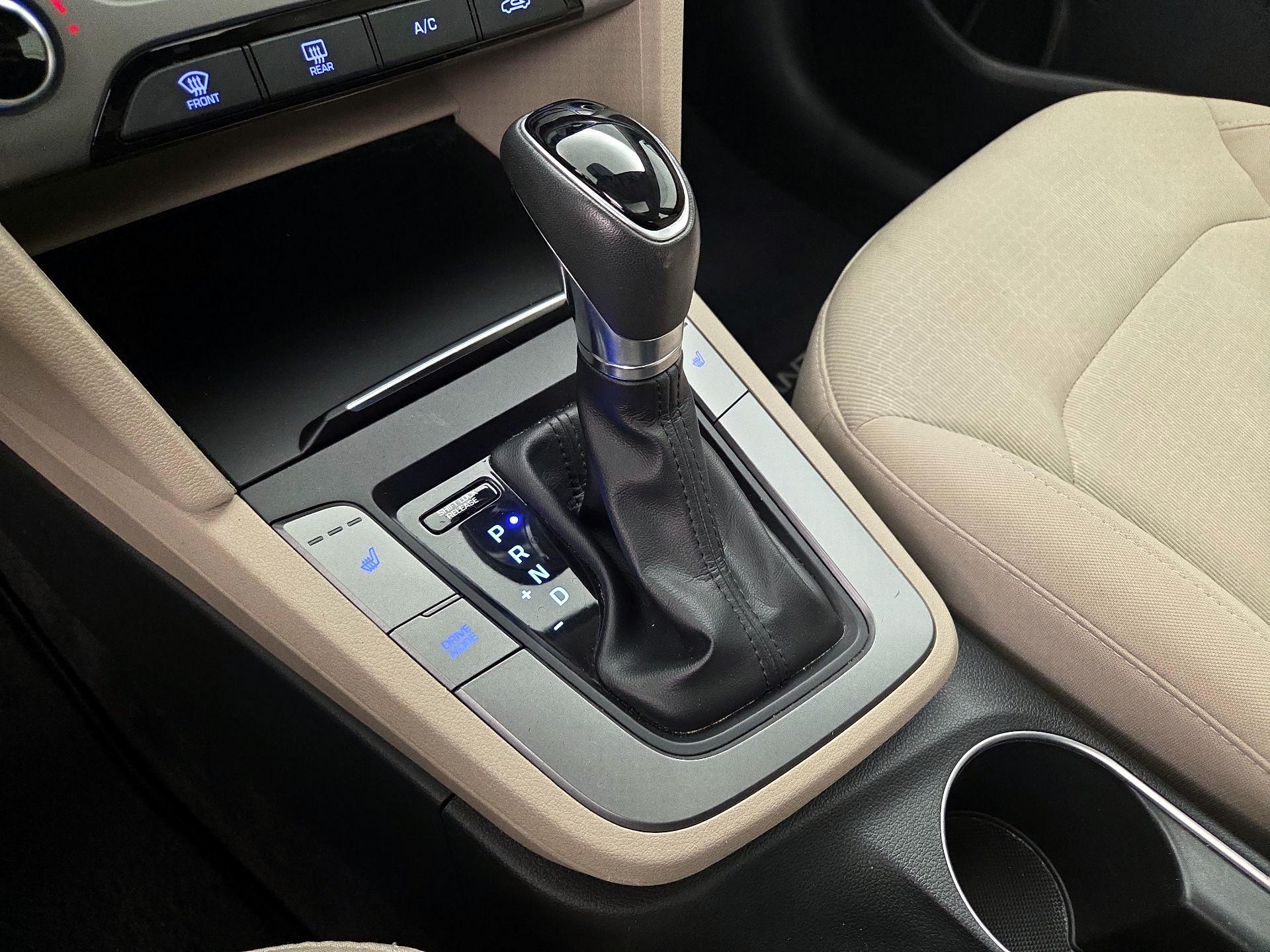 Thumbnail: 2017 Hyundai Elantra - 17