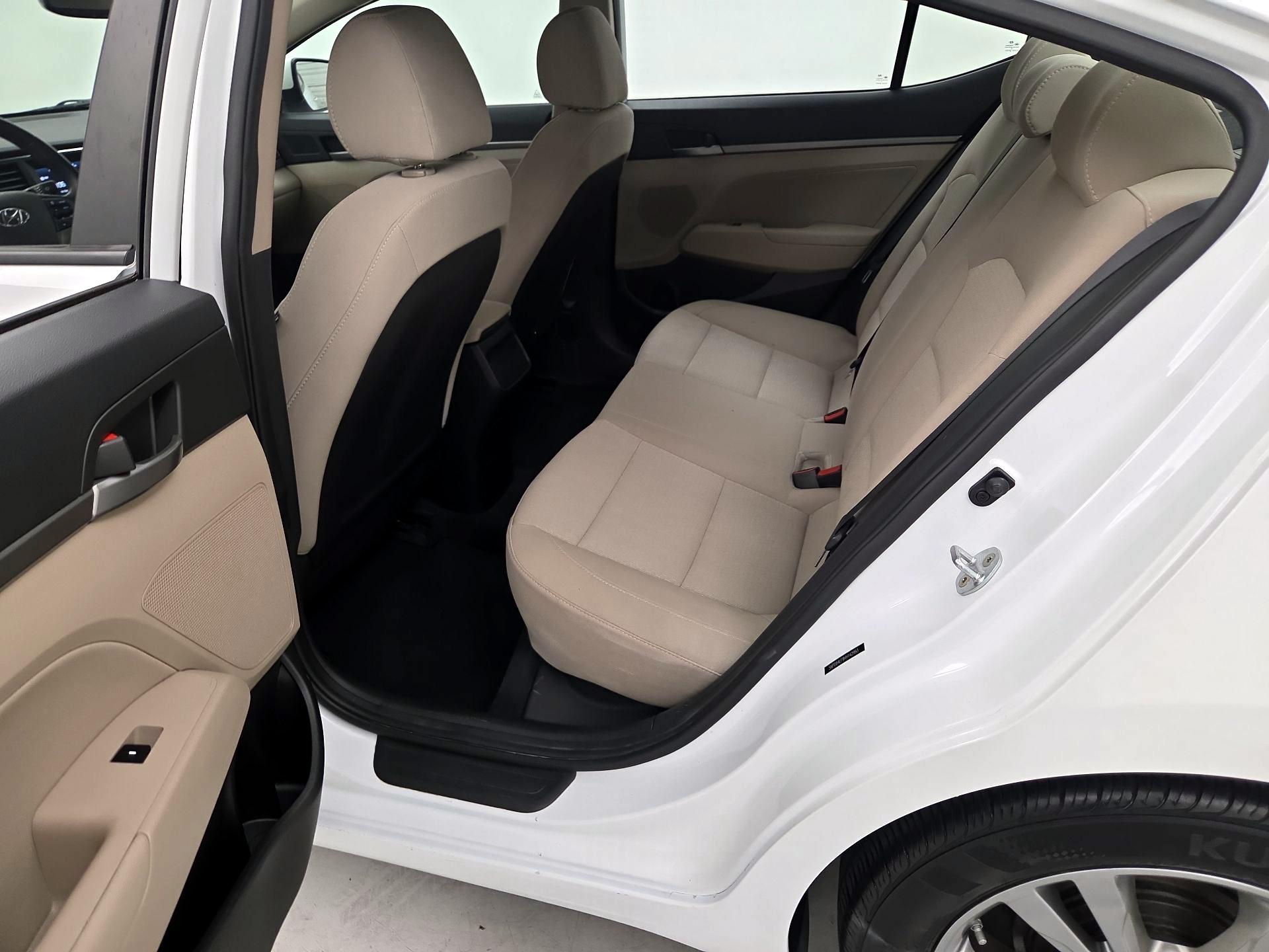 Thumbnail: 2017 Hyundai Elantra - 20